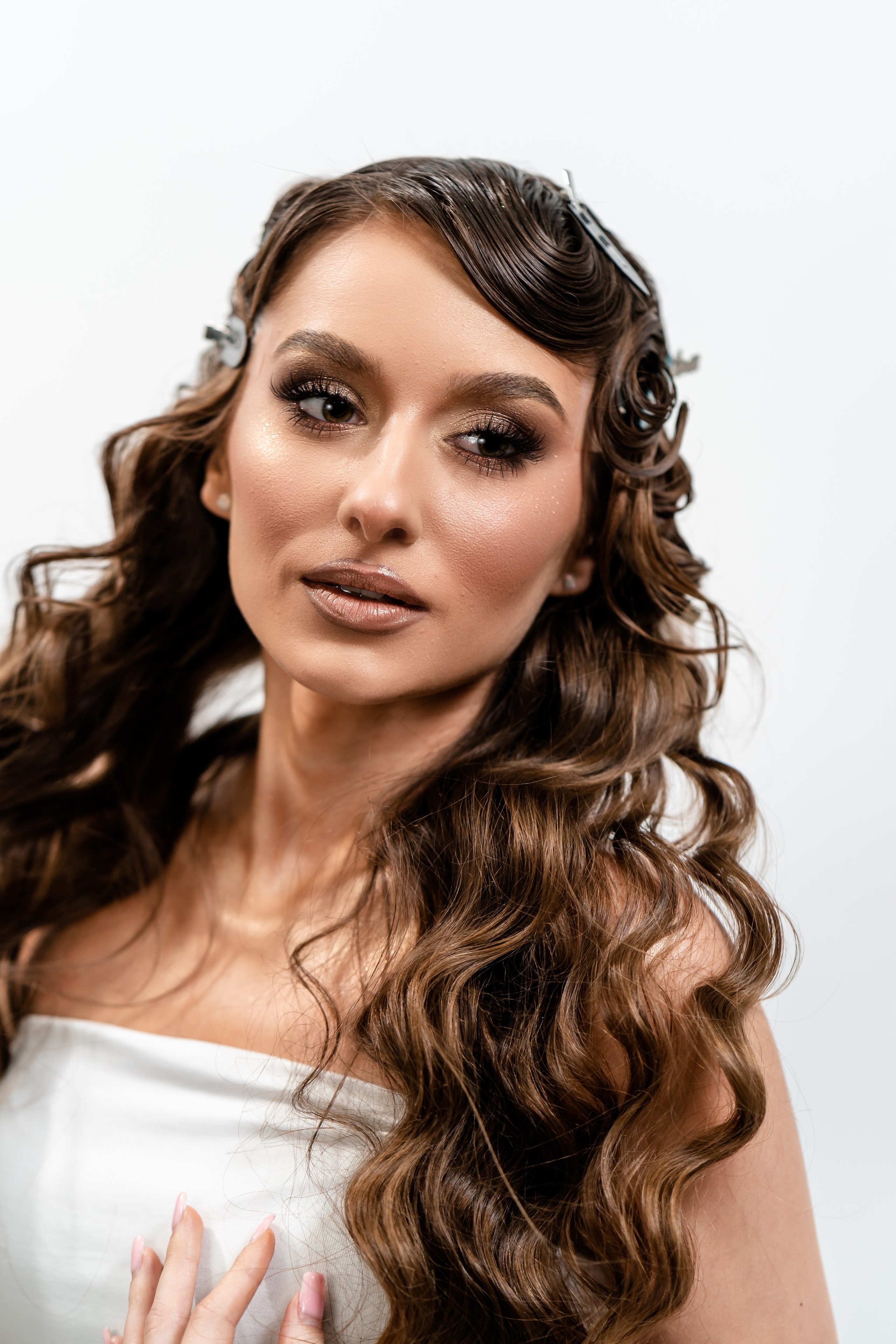 Photo: Alin Chirila / Marius Vlad Photo Studio: AlinoFotoStudio MakeUp: Daniela Fulop Hair: Carmen Roxana Balan Model: Cristina Galan-ședință_foto_Cristina_Galan, fotografii_Cristina_Galan_Alin_Chirila, sesiune_foto_AlinoFotoStudio, colaborare_Marius_Vlad, make-up_Daniela_Fulop, hairstylist_Carmen_Roxana_Balan, ședință_foto_profesională_Botoșani, fotografii_artistice_Cristina_Galan, AlinoFotoStudio_ședință_foto, fotografie_de_portret_Botoșani, ședință_foto_deosebită_model_Cristina_Galan