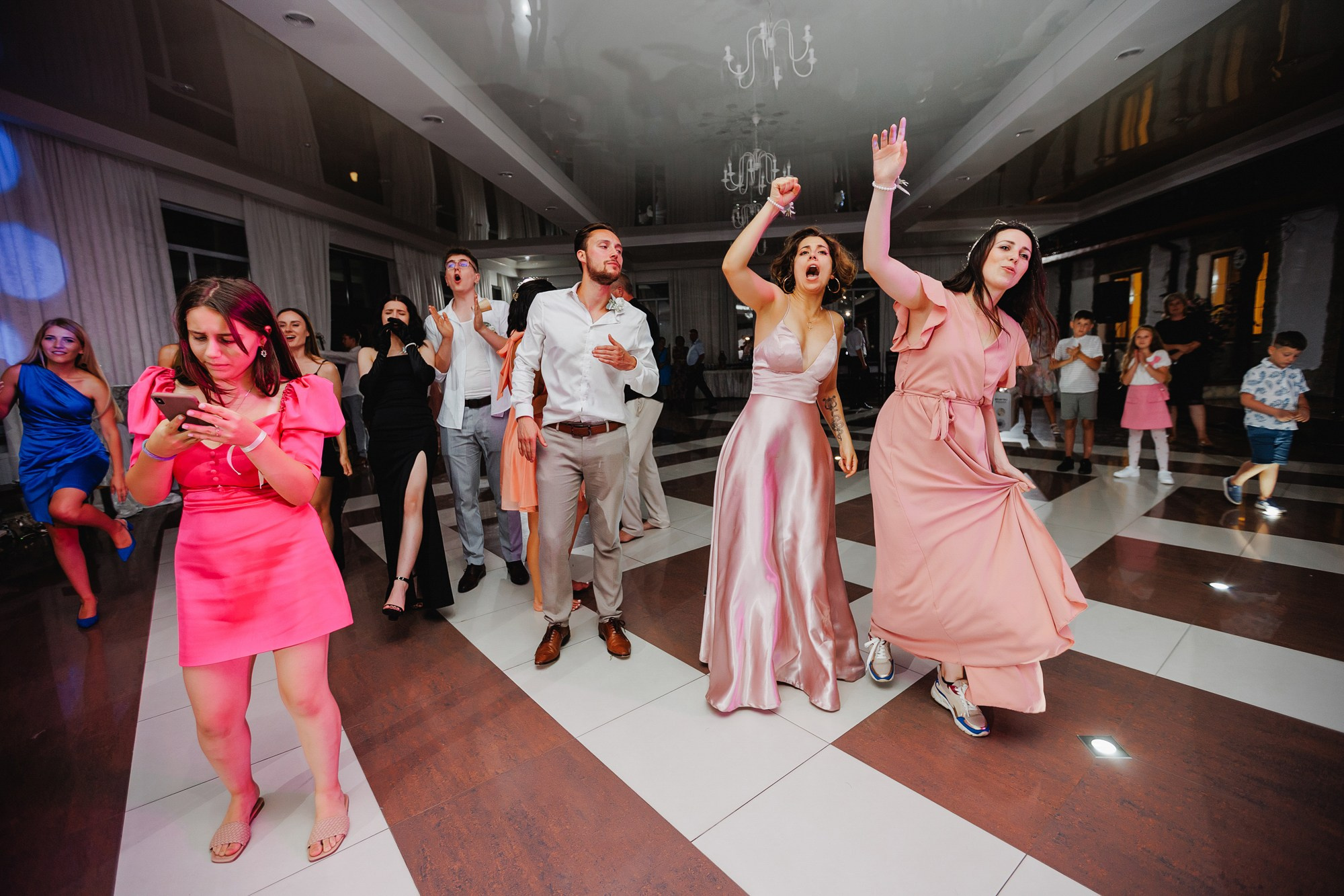 Ecaterina si Bastien. Fotograf și videograf de nuntă R. Moldova, Romania