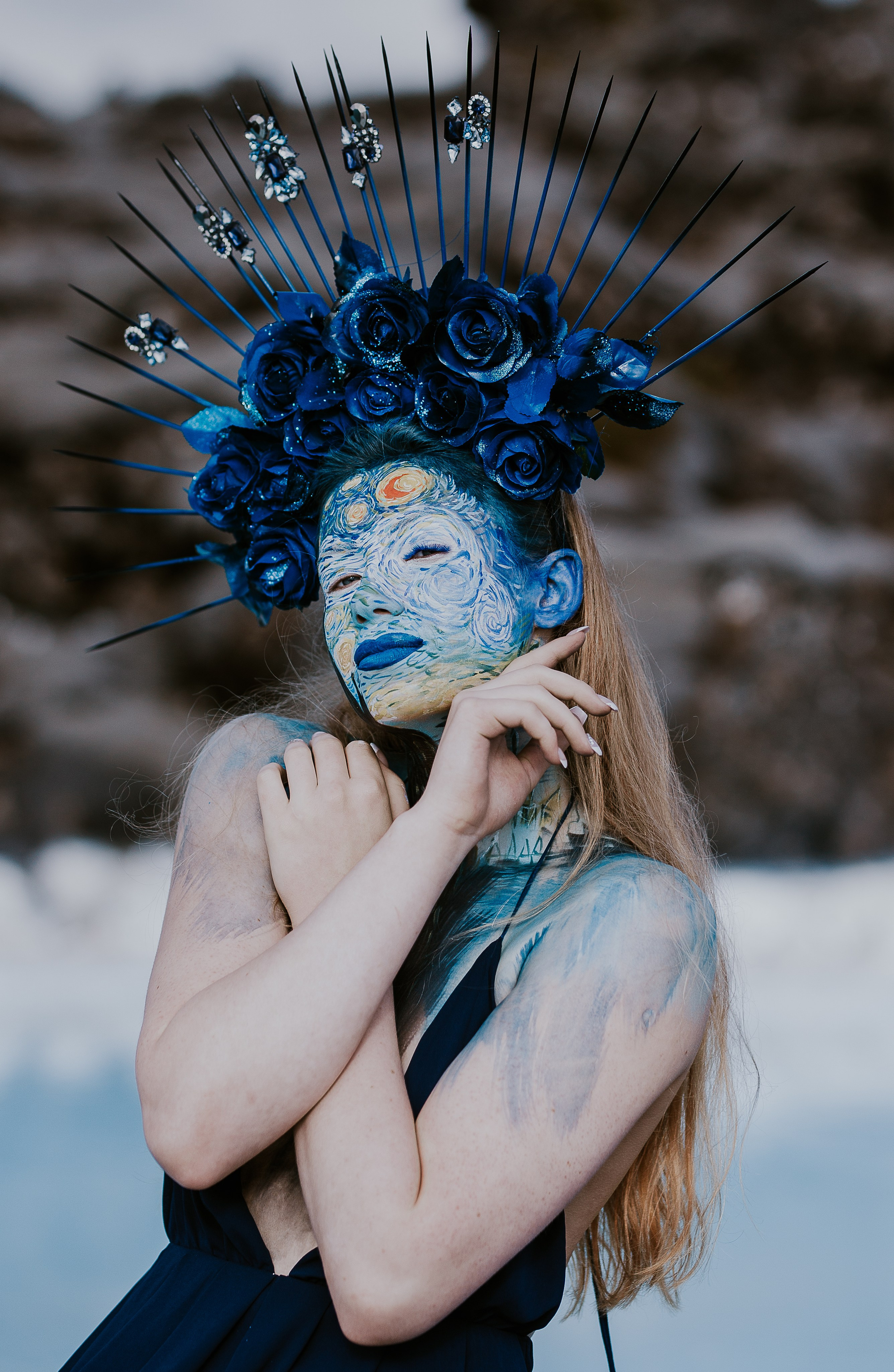 Goddess photo sessions in Iceland, crowns, creative photography in Iceland, Goddess themes photo session, woman in blue dress, face painting, Blue Lagoon Iceland