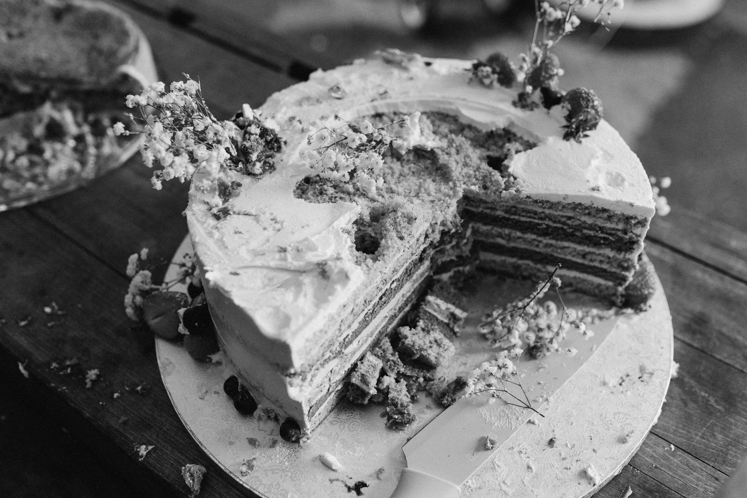 Chom & Kevin | Romantische Hochzeitsbilder in Würzburg – Hochzeitsfotografin Anna Saribekyan. Anna Saribekyan – Beste Hochzeitsfotografin in Würzburg, Top 10 in Deutschland