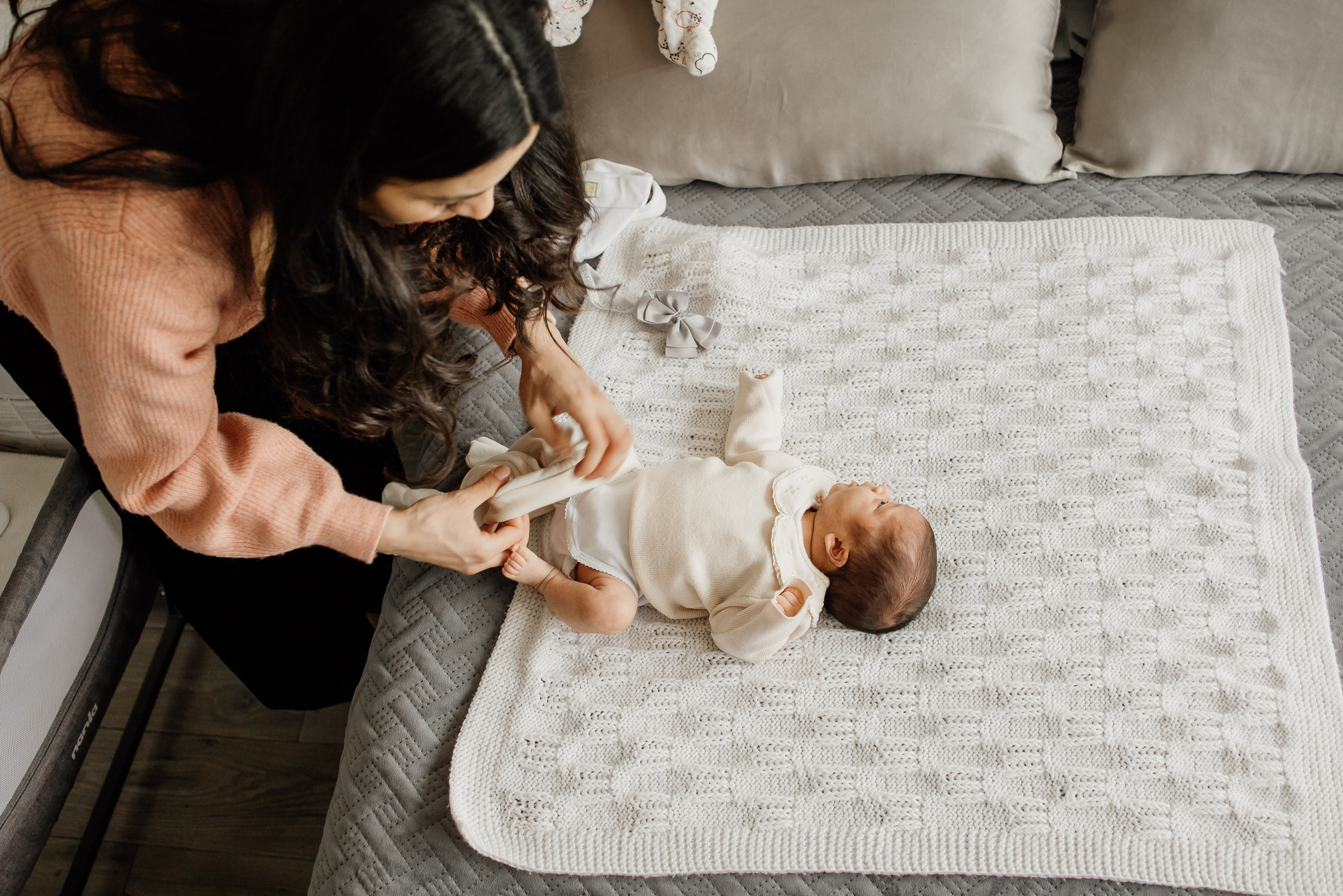 Votre patrimoine familial en images. Je suis Olga, votre photographe de famille à Metz et dans toute la France