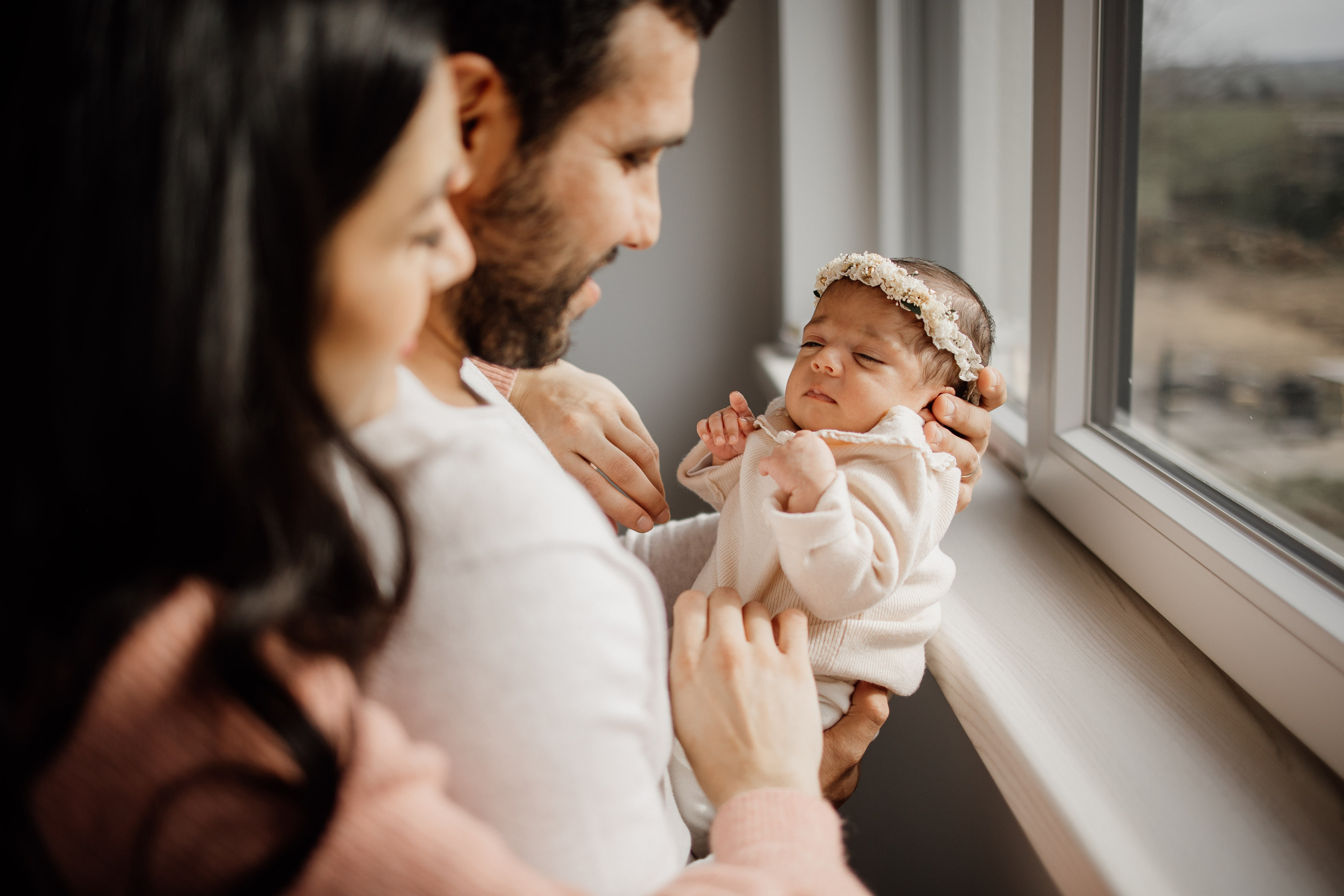 Votre patrimoine familial en images. Je suis Olga, votre photographe de famille à Metz et dans toute la France