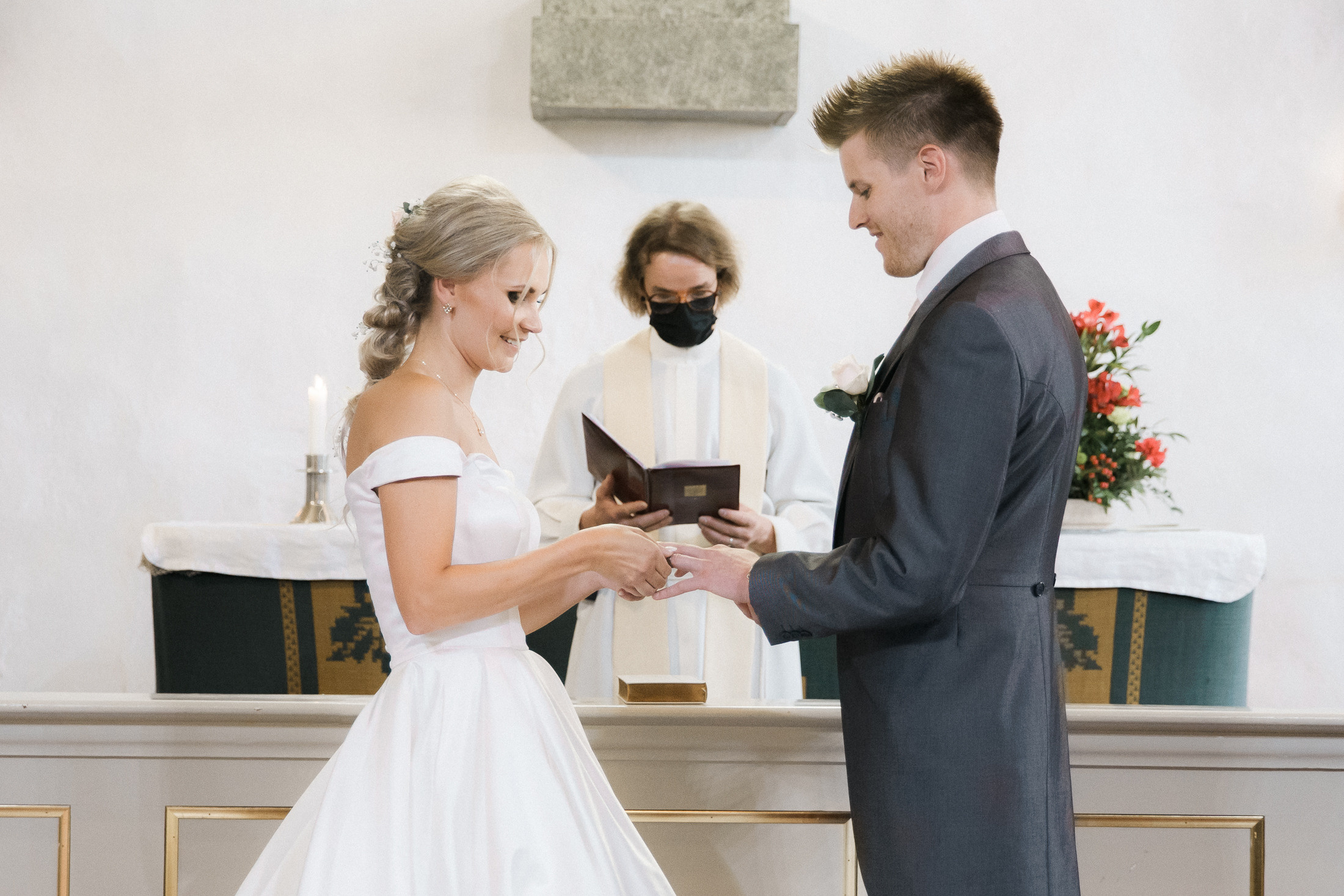 K&T, Hääkuvaus Porvoossa – Hotelli Runo, Tuomiokirkko & Tanssisaari