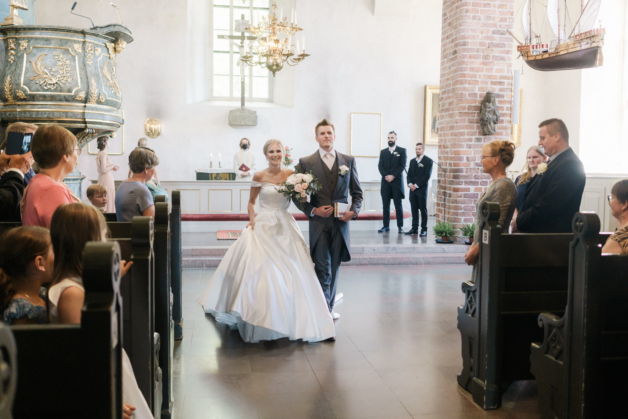 K&T, Hääkuvaus Porvoossa – Hotelli Runo, Tuomiokirkko & Tanssisaari