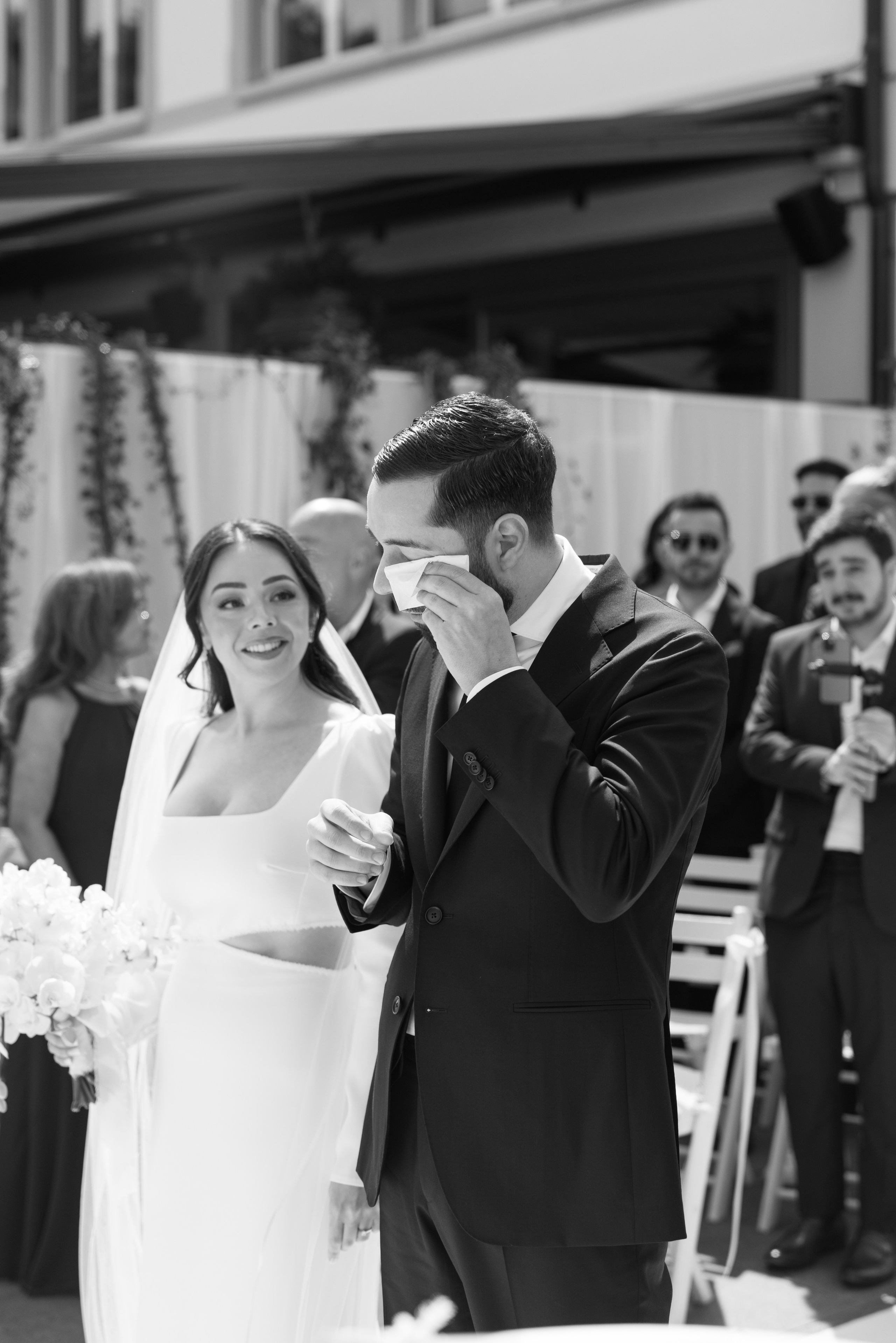 Unforgettable Wedding at Lake Zurich: Landgasthof Halbinsel Au. Wedding and Family Photographer Switzerland and Italy. Valeria Diaz