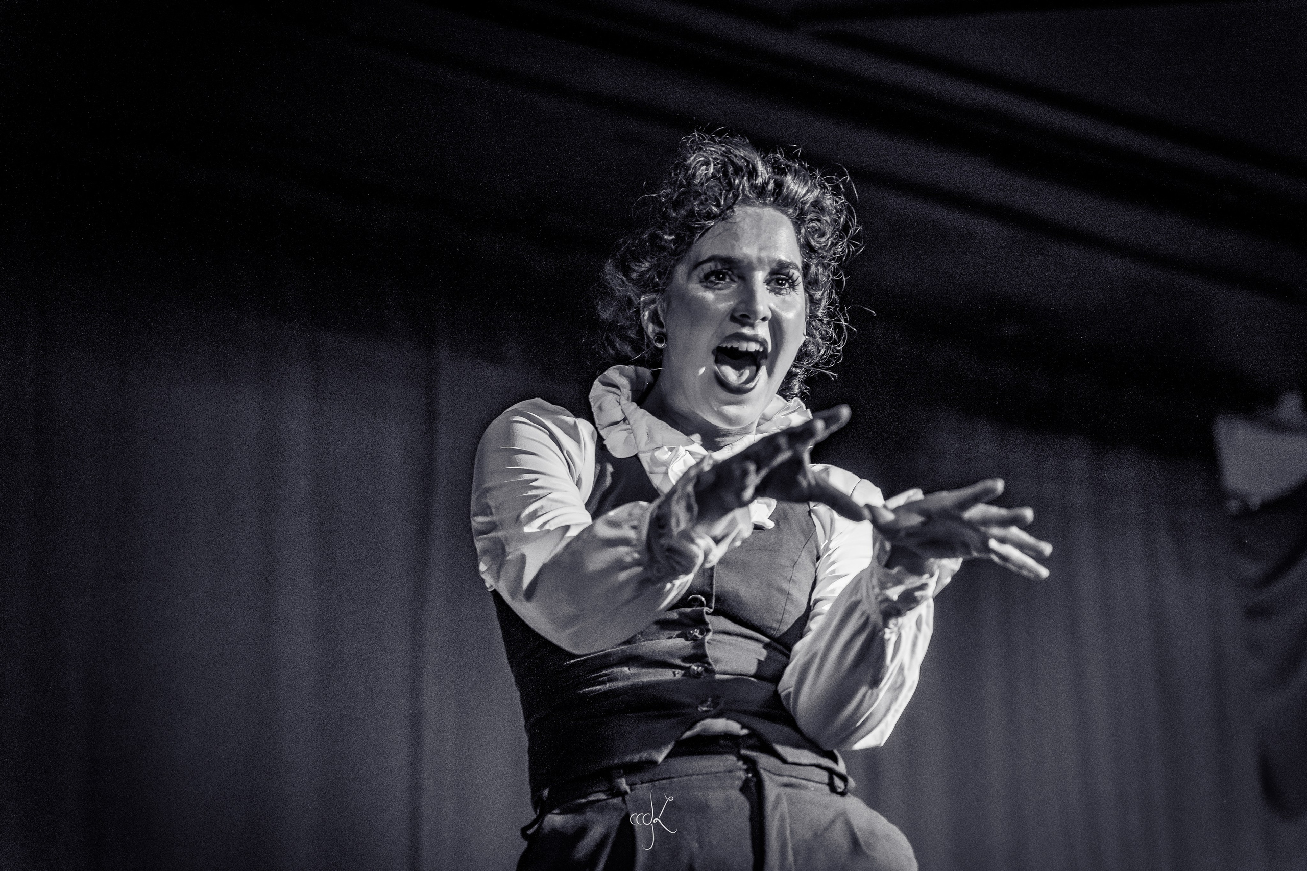 Jekyll & Hyde: A One-Woman Show. Expect Miracles Photography by Kate & Andrew