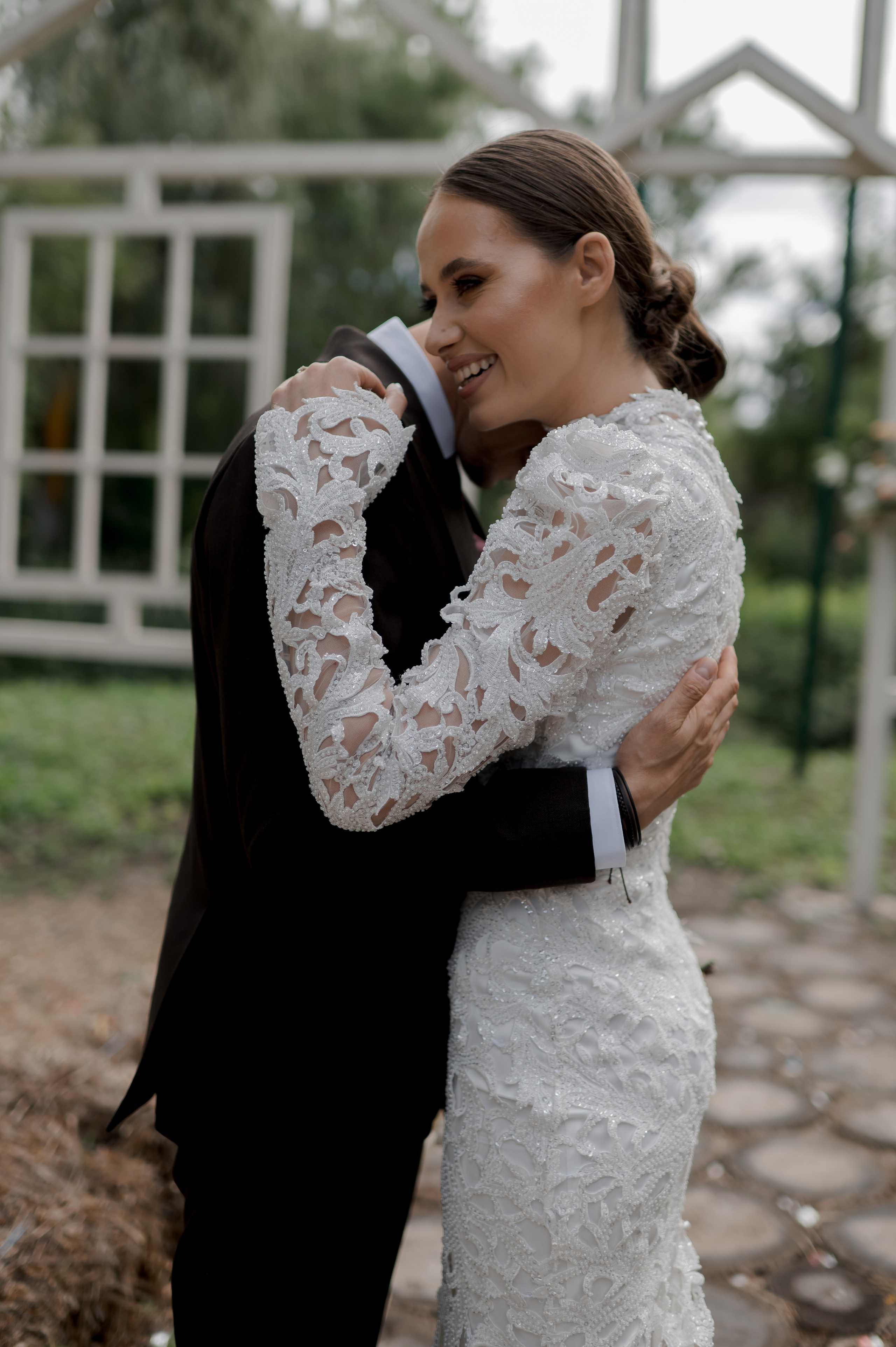 Boho barn wedding in Romania at Papadia Village, Dolj. Wedding photographer and videographer based in Timisoara, Romania