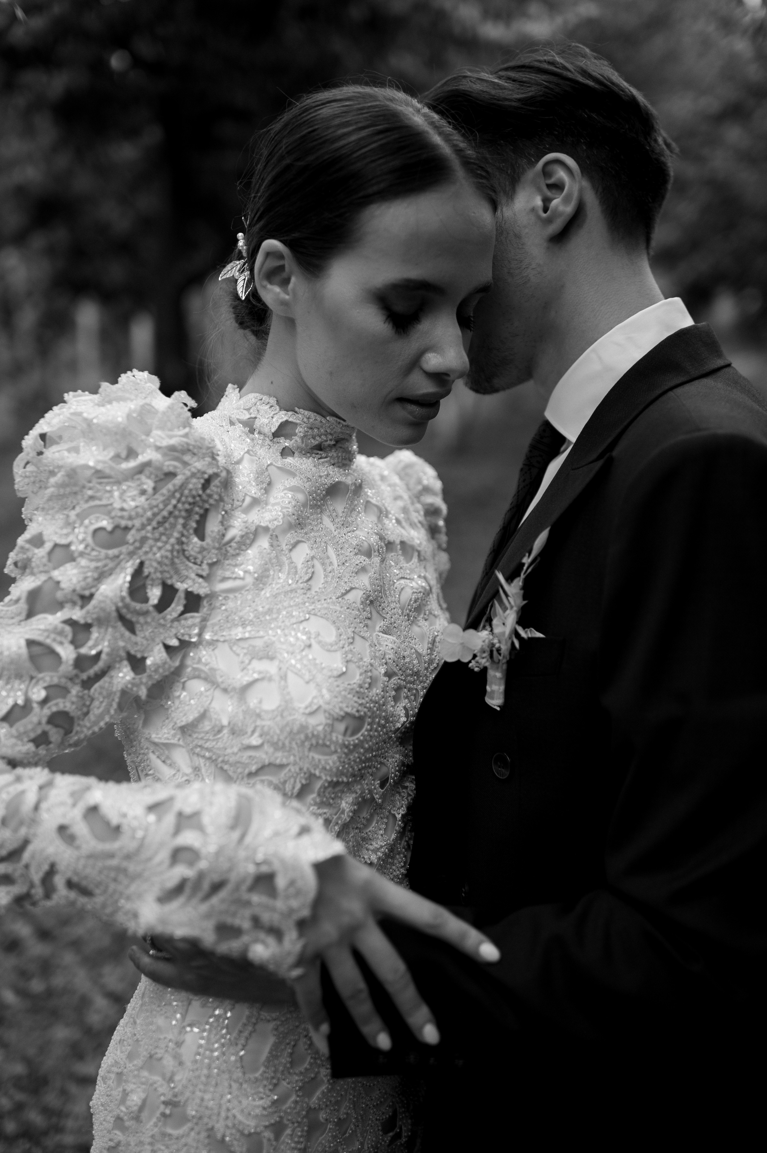 Boho barn wedding in Romania at Papadia Village, Dolj. Wedding photographer and videographer based in Timisoara, Romania