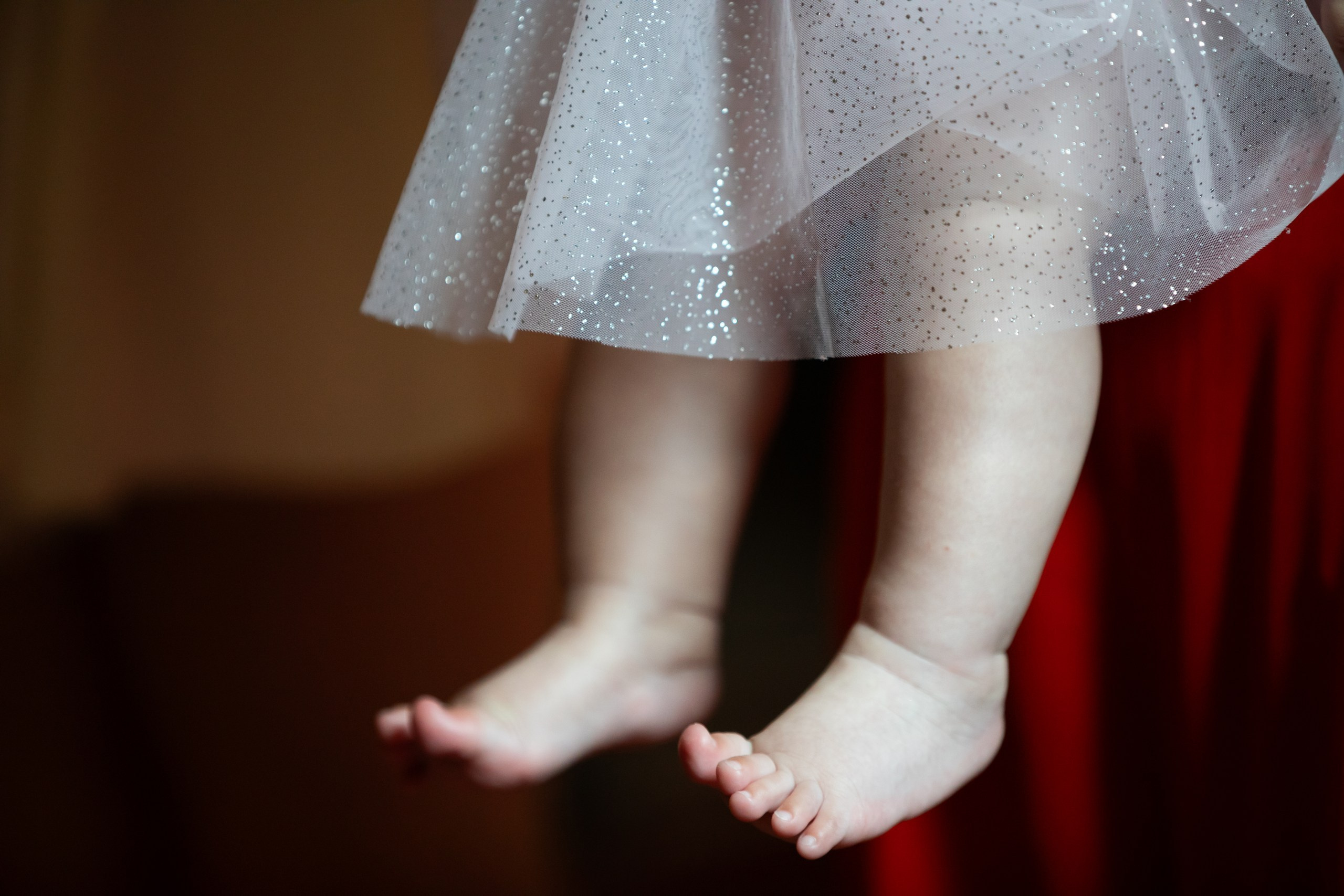 fotograf botez , fotografie botez Botoșani, fotograf Alin Chirilă, amintiri botez, fotografii botez, botez Miruna Parascheva, fotograf copii, fotografie botez în Botoșani-alt="botez , fotografie botez Alin Chirilă, amintiri botez, fotografii emoționante botez Botoșani"-- fotografii-botez-bebelus- amintiri-botez-micuț- moment-sfânt-crestinare- fotografie-emotionanta-botez- detalii-botez-bebelusi- parinti-fericiti-la-botez- fotograf-botez-profesionist- botez-in-biserica-ortodoxa- micuț-botezat-cu-emoție- zâmbete-și-lacrimi-la-botez- bebeluș-la-cristelniță- decor-botez-colorat- botez-cu-dragoste-și-credință- emotie-pura-la-botez- fotograf-botez-botosani- botez-iasi-suceava-fotograf- amintiri-nepretuite-botez-- Preotul ținându-l pe micuțul Mathias Gabriel la botez, în biserica Înălțarea Domnului, Copălău - Detalii de la botezul lui Mathias – lumânare, trusou și icoană - Familia lui Mathias Gabriel alături de micuț, în ziua botezului - Portret emoționant cu mama și bebelușul în brațe, în biserică,fotograf profesionist evenimente Botoșani, Iași, Suceava, Fălticeni, Bacău, Pașcani, Roman - AlinoFotoStudio by Alin Chirilă - servicii foto nuntă, botez, cununie, ședințe foto creative, albume personalizate, fotografii emoționante și calitative pentru cele mai importante momente din viață,fotograf nuntă Botoșani Alin Chirilă, ședință foto botez Iași - AlinoFotoStudio, servicii fotograf profesionist evenimente Suceava, fotograf cununie civilă Fălticeni - Alin Chirilă, album foto nuntă personalizat Bacău.“Bebeluș botezat în biserică, ținut în brațe de nași” • “Detaliu cu lumânarea de botez decorată cu flori albe” • “Părinți emoționați alături de copilul lor la ceremonia de botez” • “Masa festivă de botez cu decor tematic și tort personalizat” • “Momentul în care preotul toarnă apă sfințită pe fruntea bebelușului” “Bebeluș în rochie albă de botez, zâmbind în brațele mamei” • “Detaliu cu cruciulița de botez așezată pe o pernă de satin” • “Părinți și nași aprinzând lumânările în timpul ceremoniei de botez” • “Tort de botez decorat cu figurine tematice și numele copilului” • “Copil botezat dormind liniștit în pătuțul decorat festiv” • “Momentul în care preotul binecuvântează copilul în fața altarului” • “Invitați adunându-se în jurul mesei festive la petrecerea de botez” • “Bebeluș ținând în mână o jucărie personalizată primită la botez” • “Familie fericită pozând împreună după ceremonia de botez” • “Decor tematic cu baloane și flori la locația petrecerii de botez” fotograf Botoșani fotograf evenimente fotograf botez Alin Chirila fotograf alinofotostudio.fotograf botez Amelis Maria, fotografie botez Botoșani, fotograf Alin Chirilă, amintiri botez, fotografii botez, botez Amelis Maria, fotograf copii, fotografie botez în Botoșani,