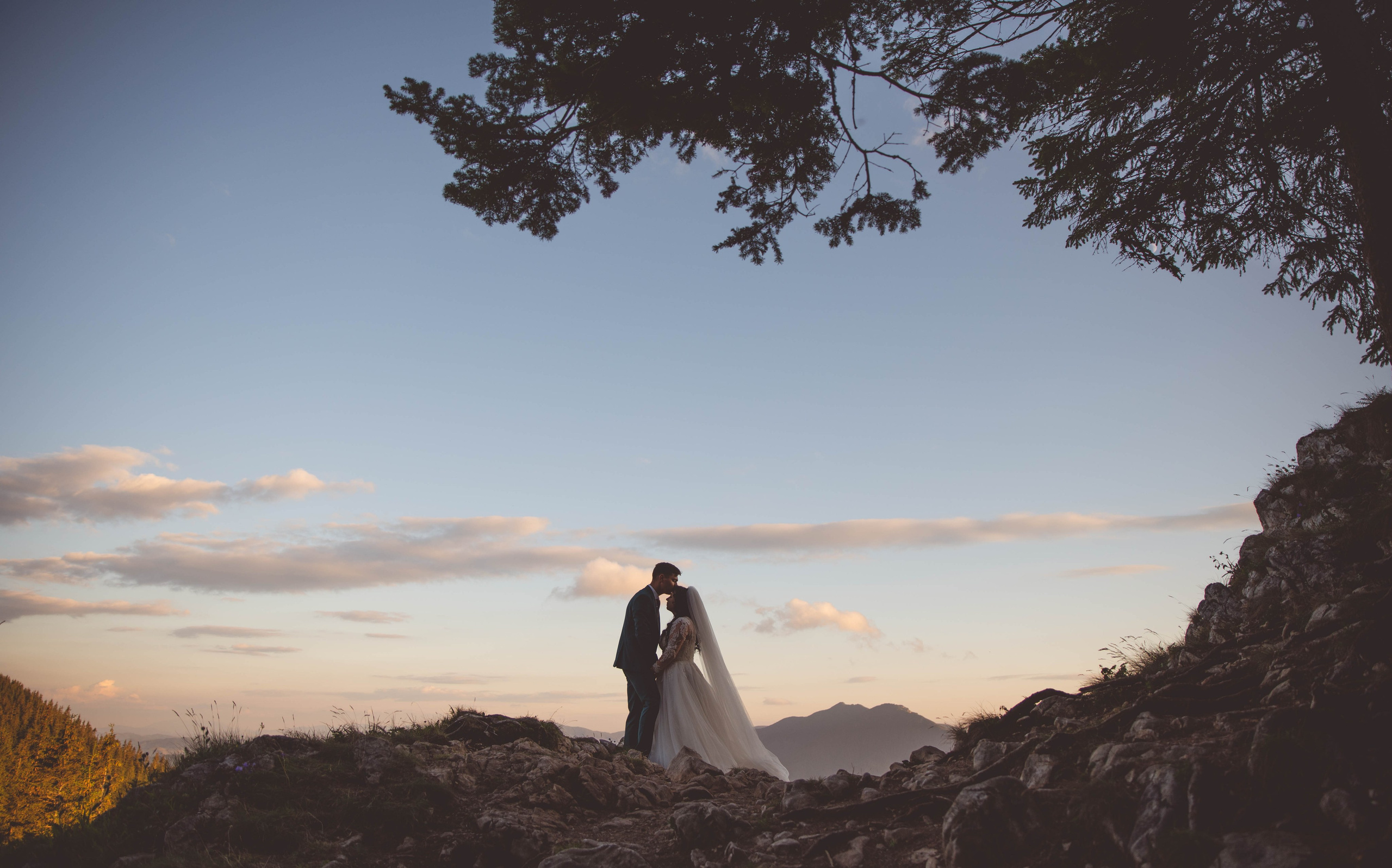 InstaStudio – Fotograf & Videograf Nuntă Suceava|Evenimente România