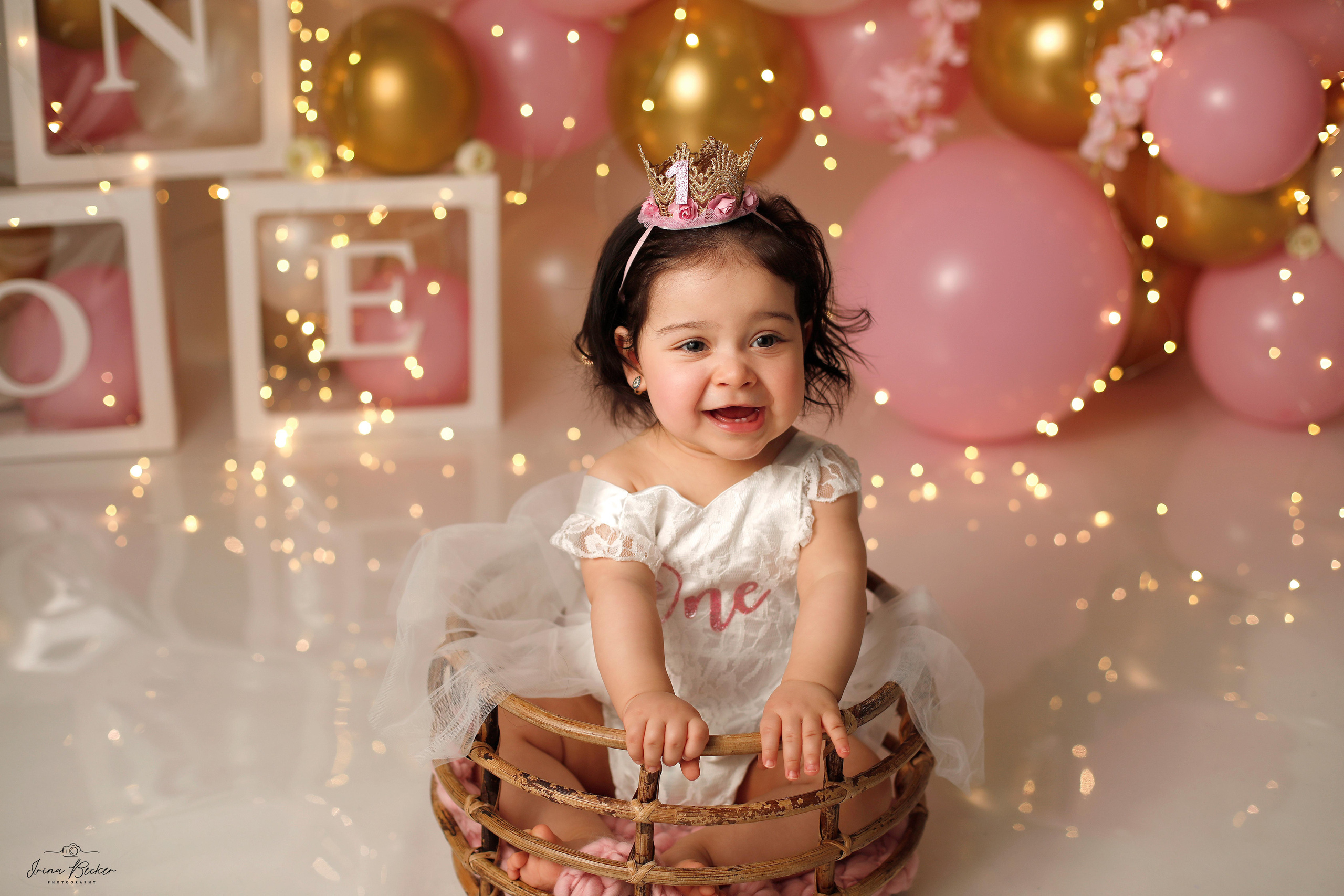 Babyfotograf Ulm, Babyfotograf Neu-Ulm, Babyfotograf Münsingen, Babyfotograf Metzingen, Babyfotograf Göppingen, Babyfotograf Tübingen, Babyfotograf Memmingen, Babyfotograf Reutlingen, Babyfotograf Stuttgart, Babyfotograf Günzburg, Babyfotograf Biberach an der Riss, Babyfotograf Alb-Donau-Kreis, Babyfotograf Bad Saulgau, Babyfotograf Bad Waldsee, Babyfotograf Ehingen, neugeborenenfotografie Ulm, neugeborenenfotografie Neu-Ulm, neugeborenenfotografie Stuttgart, neugeborenenfotografie Metzingen, neugeborenenfotografie Münsingen, neugeborenenfotografie Bad Saulgau, neugeborenenfotografie Bad Waldsee, neugeborenenfotografie Ehingen, neugeborenenfotografie Langenau, neugeborenenfotografie Ravensburg, neugeborenenfotografie Sigmaringen, Fograf Ulm, Fotograf Ehingen, Fotograf Bad Waldsee, Fotograf Friedrichshafen, Baby Ulm, Entbindung Ulm, babyfotograf Erbach, Babyfotograf Blabeuren, Babyfotograf Biberach, babyshooting ulm, babyshooting metzingen, babyshooting ehingen, Babybauchshooting, Schwangerschaftsshooting, Babybauchbilder, Babybauchfotografie Ulm, Matmaternity, studiophotography.studiophotoshoot