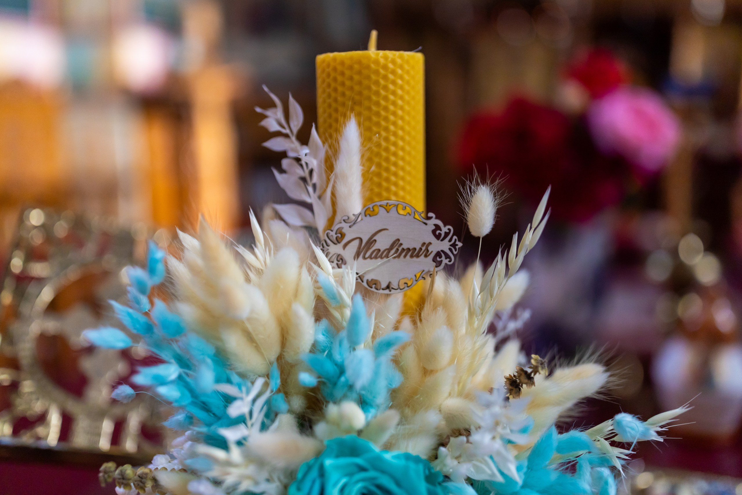 fotograf botez , fotografie botez Botoșani, fotograf Alin Chirilă, amintiri botez, fotografii botez, botez Miruna Parascheva, fotograf copii, fotografie botez în Botoșani-alt="botez , fotografie botez Alin Chirilă, amintiri botez, fotografii emoționante botez Botoșani"-- fotografii-botez-bebelus- amintiri-botez-micuț- moment-sfânt-crestinare- fotografie-emotionanta-botez- detalii-botez-bebelusi- parinti-fericiti-la-botez- fotograf-botez-profesionist- botez-in-biserica-ortodoxa- micuț-botezat-cu-emoție- zâmbete-și-lacrimi-la-botez- bebeluș-la-cristelniță- decor-botez-colorat- botez-cu-dragoste-și-credință- emotie-pura-la-botez- fotograf-botez-botosani- botez-iasi-suceava-fotograf- amintiri-nepretuite-botez-- Preotul ținându-l pe micuțul Mathias Gabriel la botez, în biserica Înălțarea Domnului, Copălău - Detalii de la botezul lui Mathias – lumânare, trusou și icoană - Familia lui Mathias Gabriel alături de micuț, în ziua botezului - Portret emoționant cu mama și bebelușul în brațe, în biserică,fotograf profesionist evenimente Botoșani, Iași, Suceava, Fălticeni, Bacău, Pașcani, Roman - AlinoFotoStudio by Alin Chirilă - servicii foto nuntă, botez, cununie, ședințe foto creative, albume personalizate, fotografii emoționante și calitative pentru cele mai importante momente din viață,fotograf nuntă Botoșani Alin Chirilă, ședință foto botez Iași - AlinoFotoStudio, servicii fotograf profesionist evenimente Suceava, fotograf cununie civilă Fălticeni - Alin Chirilă, album foto nuntă personalizat Bacău.“Bebeluș botezat în biserică, ținut în brațe de nași” • “Detaliu cu lumânarea de botez decorată cu flori albe” • “Părinți emoționați alături de copilul lor la ceremonia de botez” • “Masa festivă de botez cu decor tematic și tort personalizat” • “Momentul în care preotul toarnă apă sfințită pe fruntea bebelușului” “Bebeluș în rochie albă de botez, zâmbind în brațele mamei” • “Detaliu cu cruciulița de botez așezată pe o pernă de satin” • “Părinți și nași aprinzând lumânările în timpul ceremoniei de botez” • “Tort de botez decorat cu figurine tematice și numele copilului” • “Copil botezat dormind liniștit în pătuțul decorat festiv” • “Momentul în care preotul binecuvântează copilul în fața altarului” • “Invitați adunându-se în jurul mesei festive la petrecerea de botez” • “Bebeluș ținând în mână o jucărie personalizată primită la botez” • “Familie fericită pozând împreună după ceremonia de botez” • “Decor tematic cu baloane și flori la locația petrecerii de botez” fotograf Botoșani fotograf evenimente fotograf botez Alin Chirila fotograf alinofotostudio.fotograf botez Amelis Maria, fotografie botez Botoșani, fotograf Alin Chirilă, amintiri botez, fotografii botez, botez Amelis Maria, fotograf copii, fotografie botez în Botoșani,