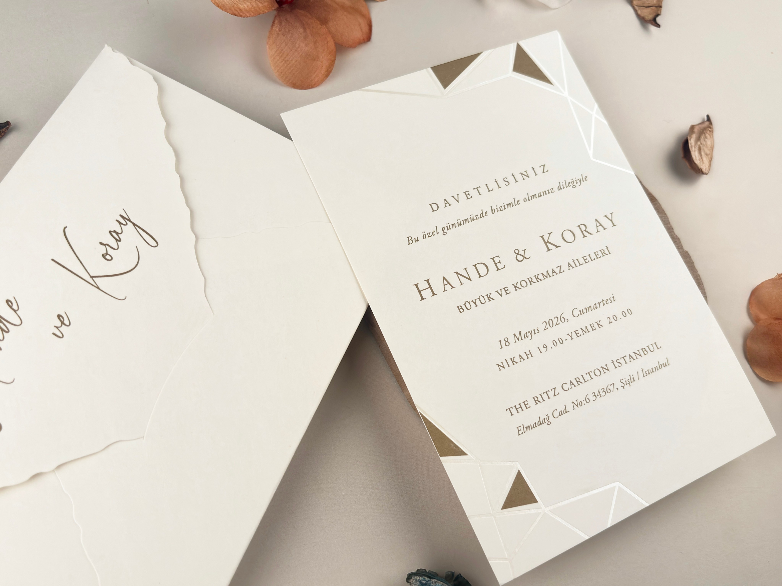 Invitații Elegante și Refined: Catalogul Ellite | Nunta, Petreceri, Evenimente Corporate.- invitații nuntă - modele invitații nuntă - invitații nuntă 2025 - invitații de nuntă elegante - invitații de nuntă personalizate - invitații nuntă online - invitații nuntă handmade - catalog invitații nuntă - invitații originale nuntă - invitații de nuntă moderne - invitații nuntă vintage - invitații nuntă rustice - invitații nuntă clasice - design invitații nuntă - invitații de nuntă cu tematică.- invitații nuntă florale - invitații nuntă boho - invitații nuntă aurii - invitații nuntă minimaliste - invitații nuntă cu sigiliu - invitații nuntă cu acuarelă - invitații nuntă cu fotografie - invitații nuntă cu inițiale - invitații nuntă elegante alb-negru - invitații nuntă cu hârtie texturată - invitații nuntă cu decupaj laser - invitații nuntă cu flori uscate. - print invitații nuntă - invitații nuntă personalizate cu numele mirilor - invitații nuntă cu plic inclus - invitații nuntă cu cartolină dublă - invitații nuntă calitate premium - invitații nuntă ieftine - invitații nuntă rapide.- invitații nuntă România - invitații nuntă București / Botoșani . Iași suceava- invitații nuntă cu livrare în țară - invitații nuntă online România.- „Invitație de nuntă elegantă cu design floral și plic crem” - „Model de invitație de nuntă vintage cu sigiliu de ceară” - „Set complet invitații de nuntă personalizate cu inițialele mirilor” - „Invitație de nuntă modernă cu design minimalist și text negru pe fundal alb” - „Invitație de nuntă rustică pe hârtie kraft cu șnur de iută” - „Invitație de nuntă cu decupaj laser și detalii aurii” - „Invitație de nuntă în stil boho cu imprimeu floral colorat” - „Invitație romantică de nuntă cu flori uscate și panglică din satin” - „Invitație de nuntă clasică cu monogramă și font caligrafic” - „Invitație de nuntă în stil glamour cu folie aurie și text embosat”- „Model de invitație de nuntă 2025 cu design elegant și font modern” - „Cele mai noi invitații de nuntă 2025 – stil floral, sofisticat”