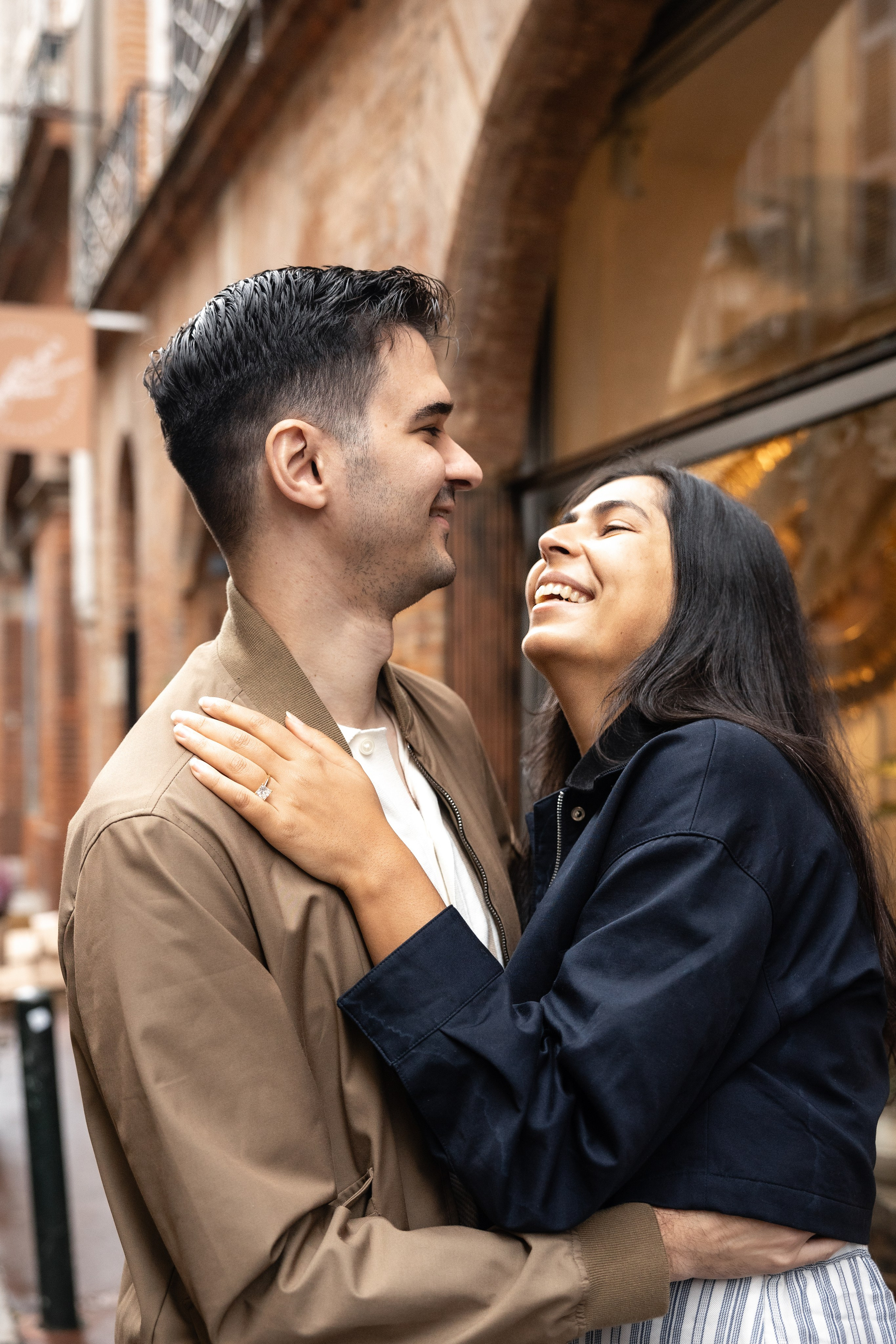 Séance photo de demande en mariage surprise à Toulouse — Un moment inoubliable pour Matt & Megha. Eugénie Smirnova — Photographe à Toulouse et dans le Sud-Ouest