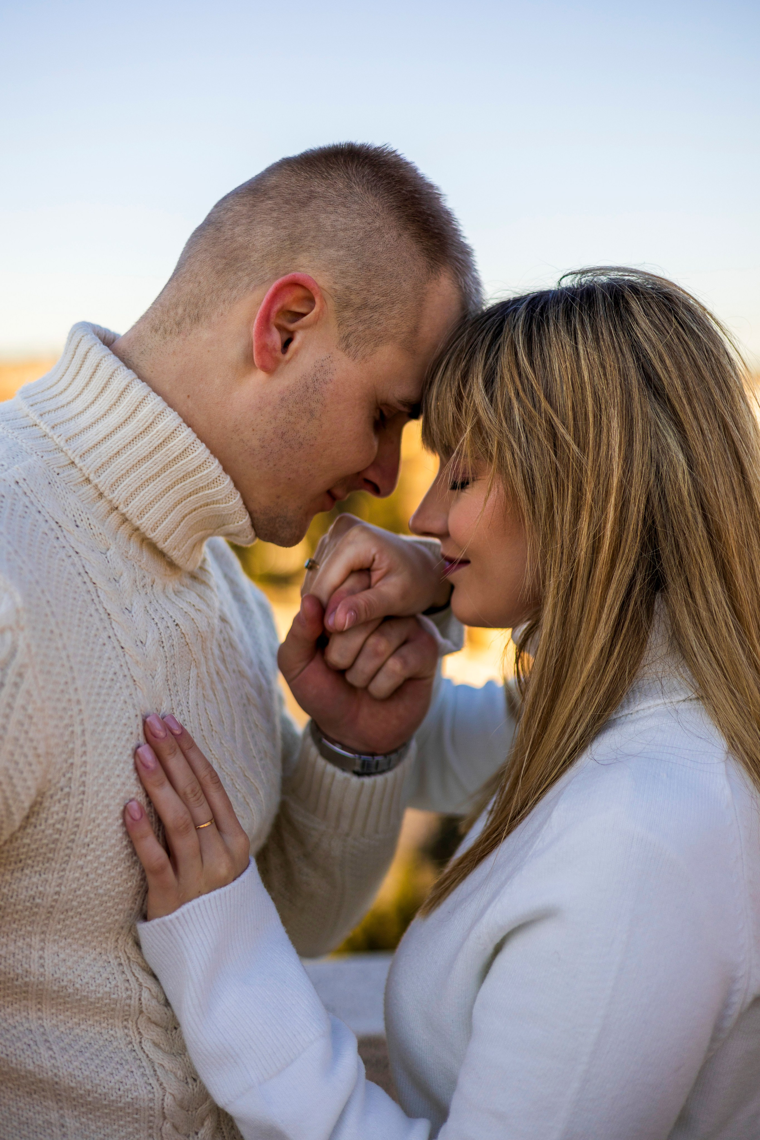 Hi! My name is Irena, and I’m a professional photographer specializing in family photography, love stories, and individual photoshoots