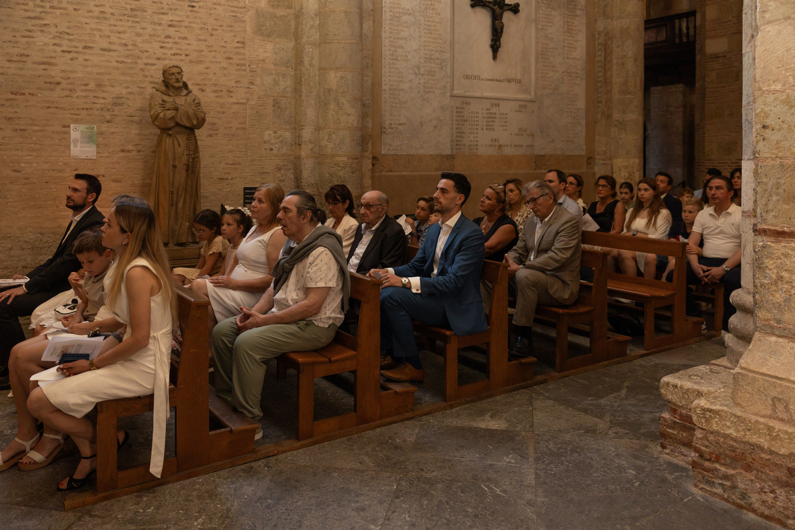 The Baptism of Diana in the Church of Saint-Sernin in Toulouse. Евгения Смирнова — фотограф в Тулузе и юго-западной Франции