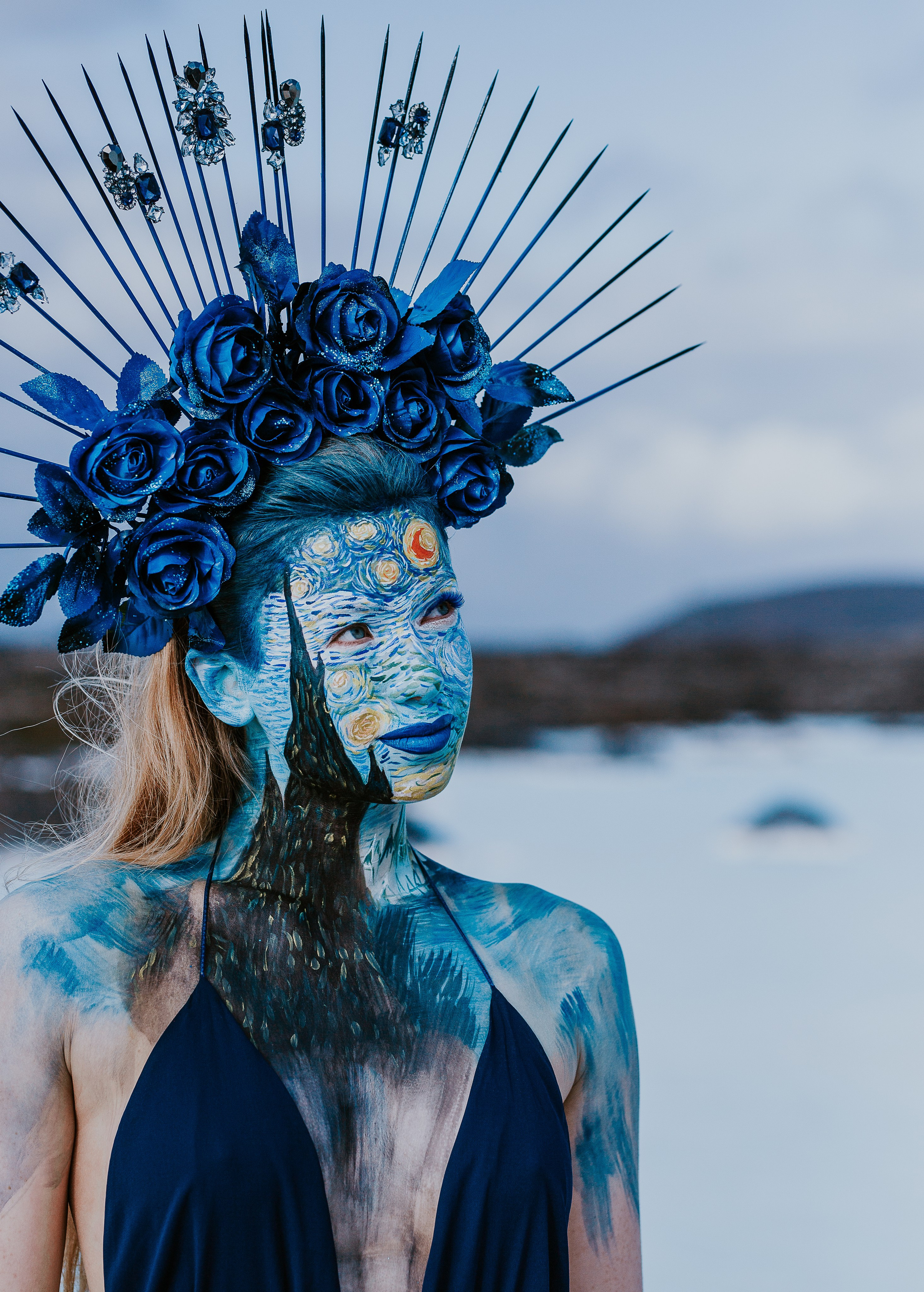Goddess photo sessions in Iceland, crowns, creative photography in Iceland, Goddess themes photo session, woman in blue dress, face painting, Blue Lagoon Iceland