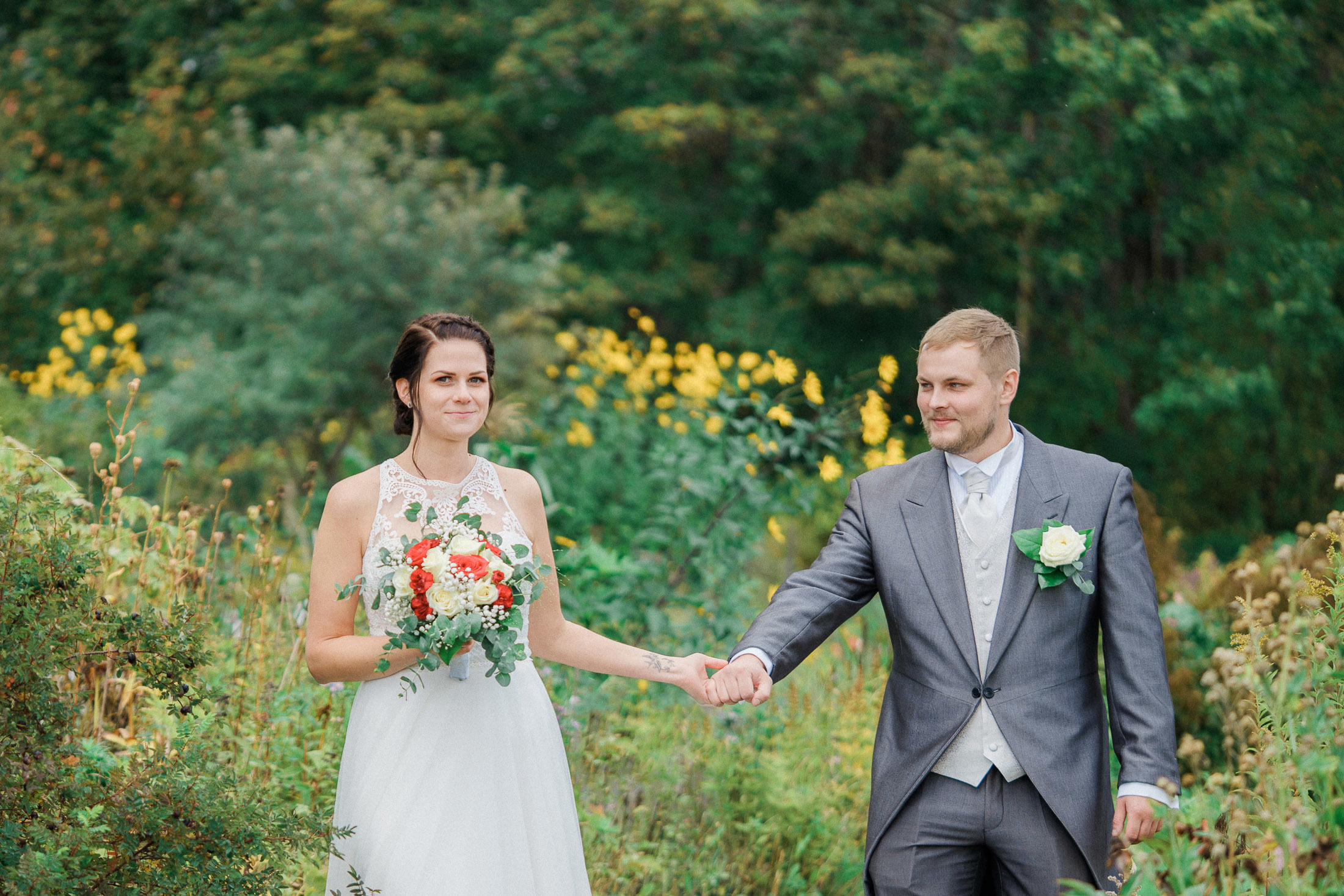 Hääkivaaja Helsingissä, vihkikuvaus Puotilan kappeli
