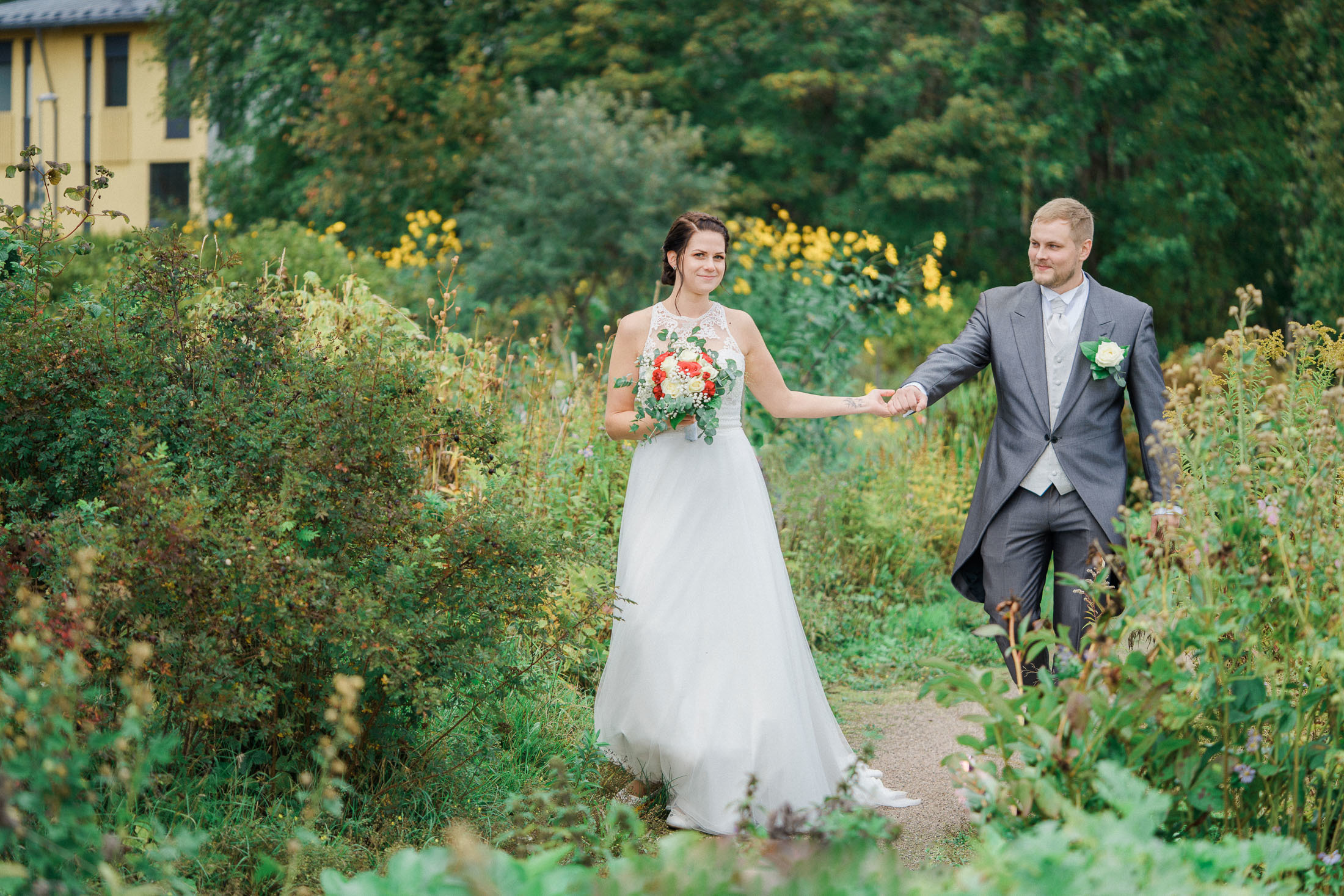 Hääkivaaja Helsingissä, vihkikuvaus Puotilan kappeli