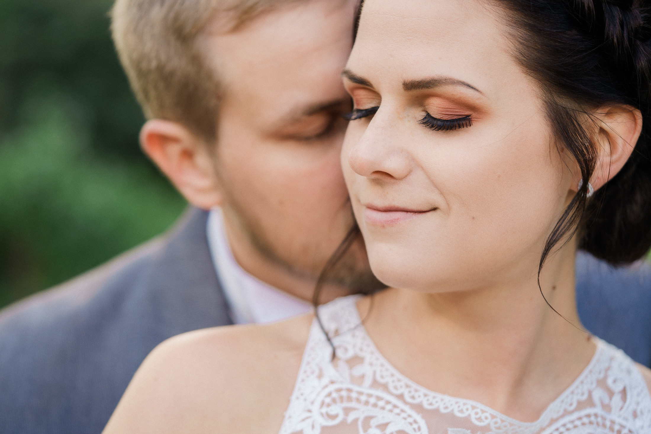 Hääkivaaja Helsingissä, vihkikuvaus Puotilan kappeli