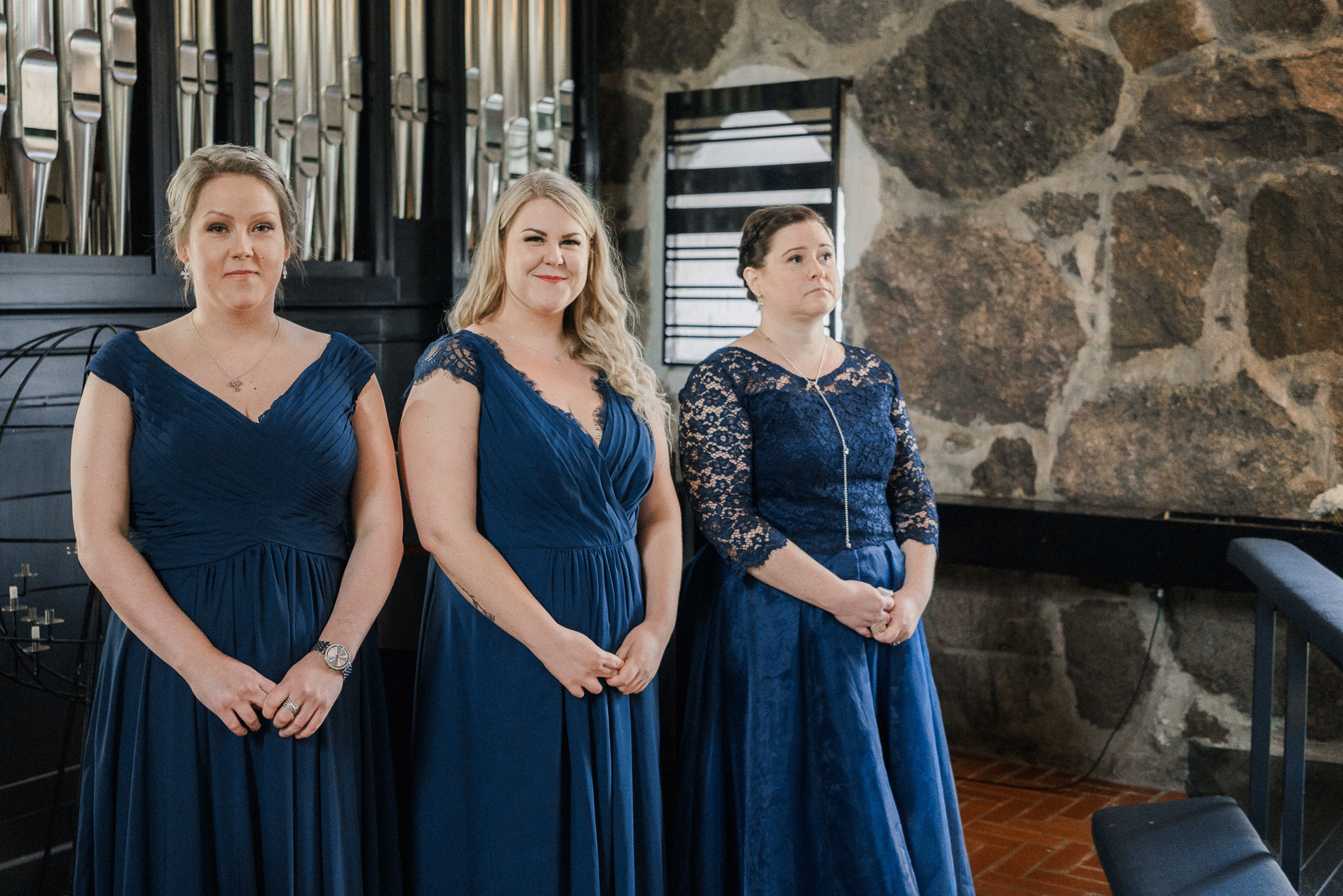 Hääkivaaja Helsingissä, vihkikuvaus Puotilan kappeli