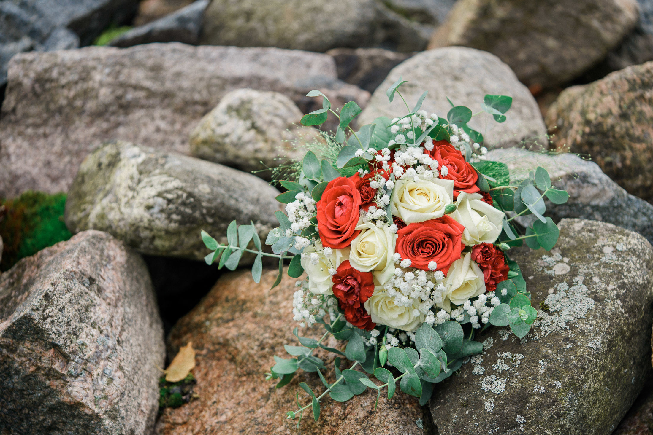 Hääkivaaja Helsingissä, vihkikuvaus Puotilan kappeli