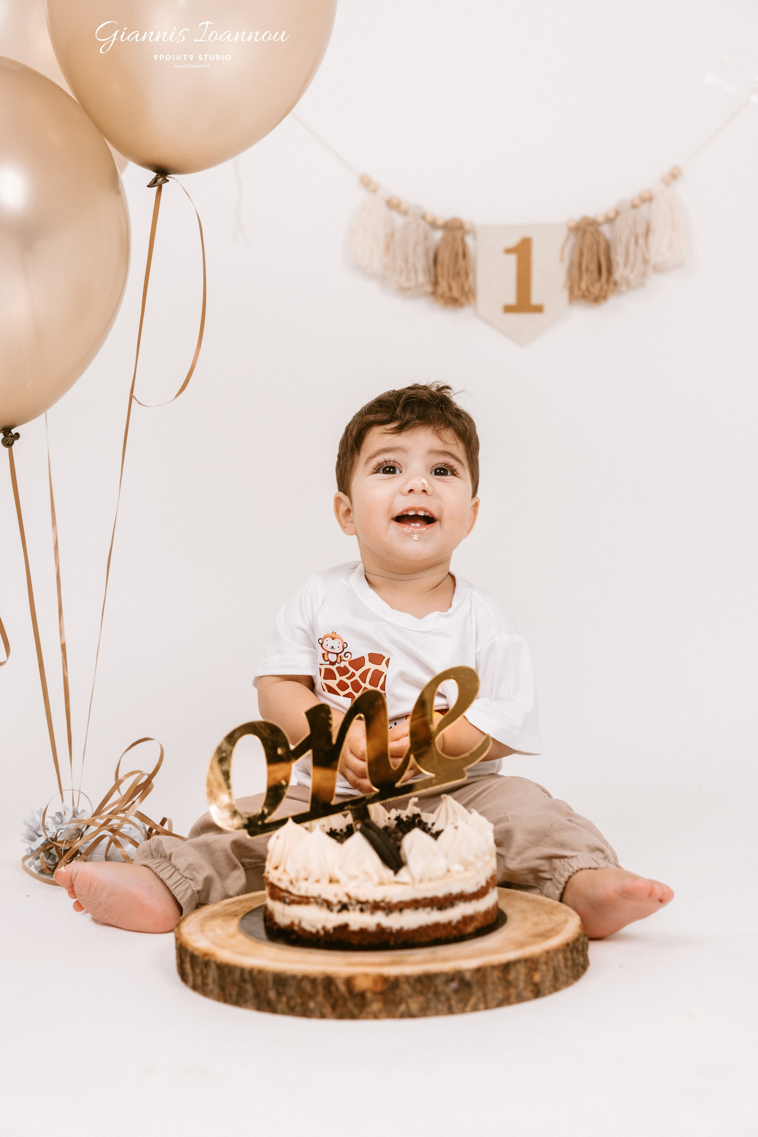 CAKE SMASH. Giannis Ioannou