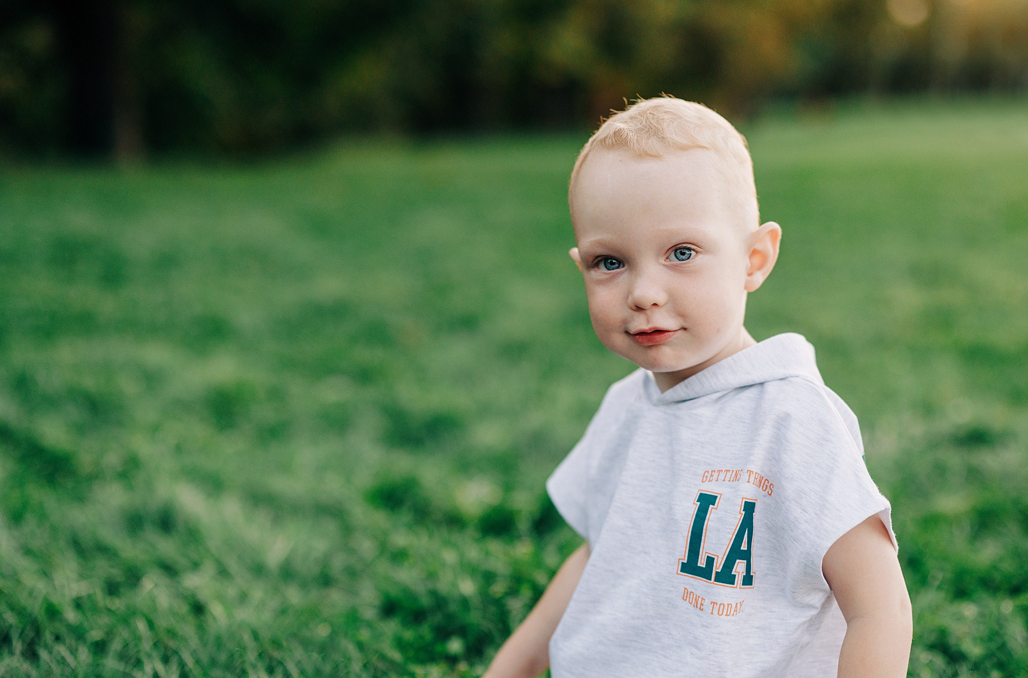 Таня, Андрей и Паша на прогулке. Family and wedding photographer in Prague Natalia Fedori
