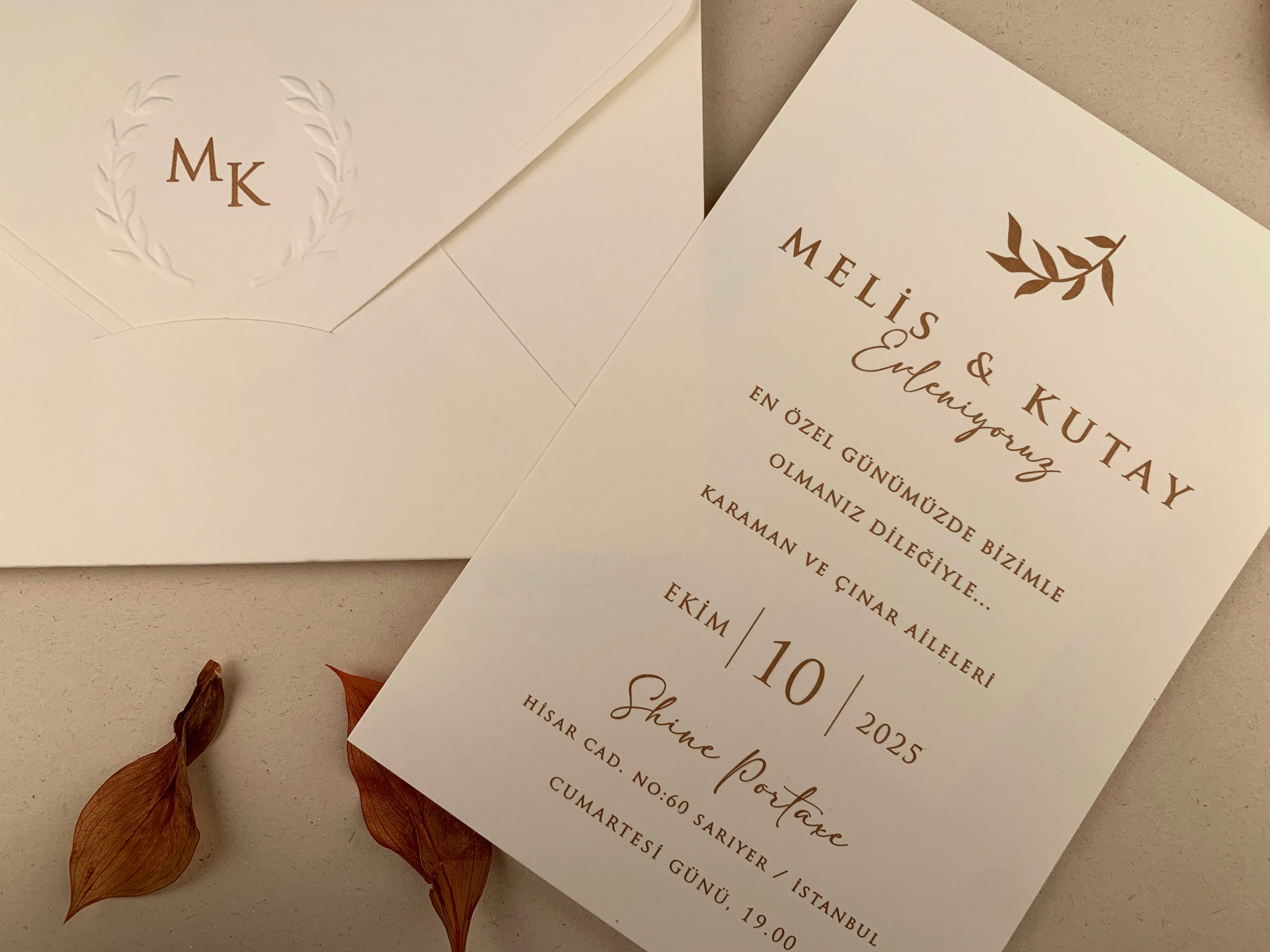 - invitații nuntă - modele invitații nuntă - invitații nuntă 2025 - invitații de nuntă elegante - invitații de nuntă personalizate - invitații nuntă online - invitații nuntă handmade - catalog invitații nuntă - invitații originale nuntă - invitații de nuntă moderne - invitații nuntă vintage - invitații nuntă rustice - invitații nuntă clasice - design invitații nuntă - invitații de nuntă cu tematică.- invitații nuntă florale - invitații nuntă boho - invitații nuntă aurii - invitații nuntă minimaliste - invitații nuntă cu sigiliu - invitații nuntă cu acuarelă - invitații nuntă cu fotografie - invitații nuntă cu inițiale - invitații nuntă elegante alb-negru - invitații nuntă cu hârtie texturată - invitații nuntă cu decupaj laser - invitații nuntă cu flori uscate. - print invitații nuntă - invitații nuntă personalizate cu numele mirilor - invitații nuntă cu plic inclus - invitații nuntă cu cartolină dublă - invitații nuntă calitate premium - invitații nuntă ieftine - invitații nuntă rapide.- invitații nuntă România - invitații nuntă București / Botoșani . Iași suceava- invitații nuntă cu livrare în țară - invitații nuntă online România.- „Invitație de nuntă elegantă cu design floral și plic crem” - „Model de invitație de nuntă vintage cu sigiliu de ceară” - „Set complet invitații de nuntă personalizate cu inițialele mirilor” - „Invitație de nuntă modernă cu design minimalist și text negru pe fundal alb” - „Invitație de nuntă rustică pe hârtie kraft cu șnur de iută” - „Invitație de nuntă cu decupaj laser și detalii aurii” - „Invitație de nuntă în stil boho cu imprimeu floral colorat” - „Invitație romantică de nuntă cu flori uscate și panglică din satin” - „Invitație de nuntă clasică cu monogramă și font caligrafic” - „Invitație de nuntă în stil glamour cu folie aurie și text embosat”- „Model de invitație de nuntă 2025 cu design elegant și font modern” - „Cele mai noi invitații de nuntă 2025 – stil floral, sofisticat”