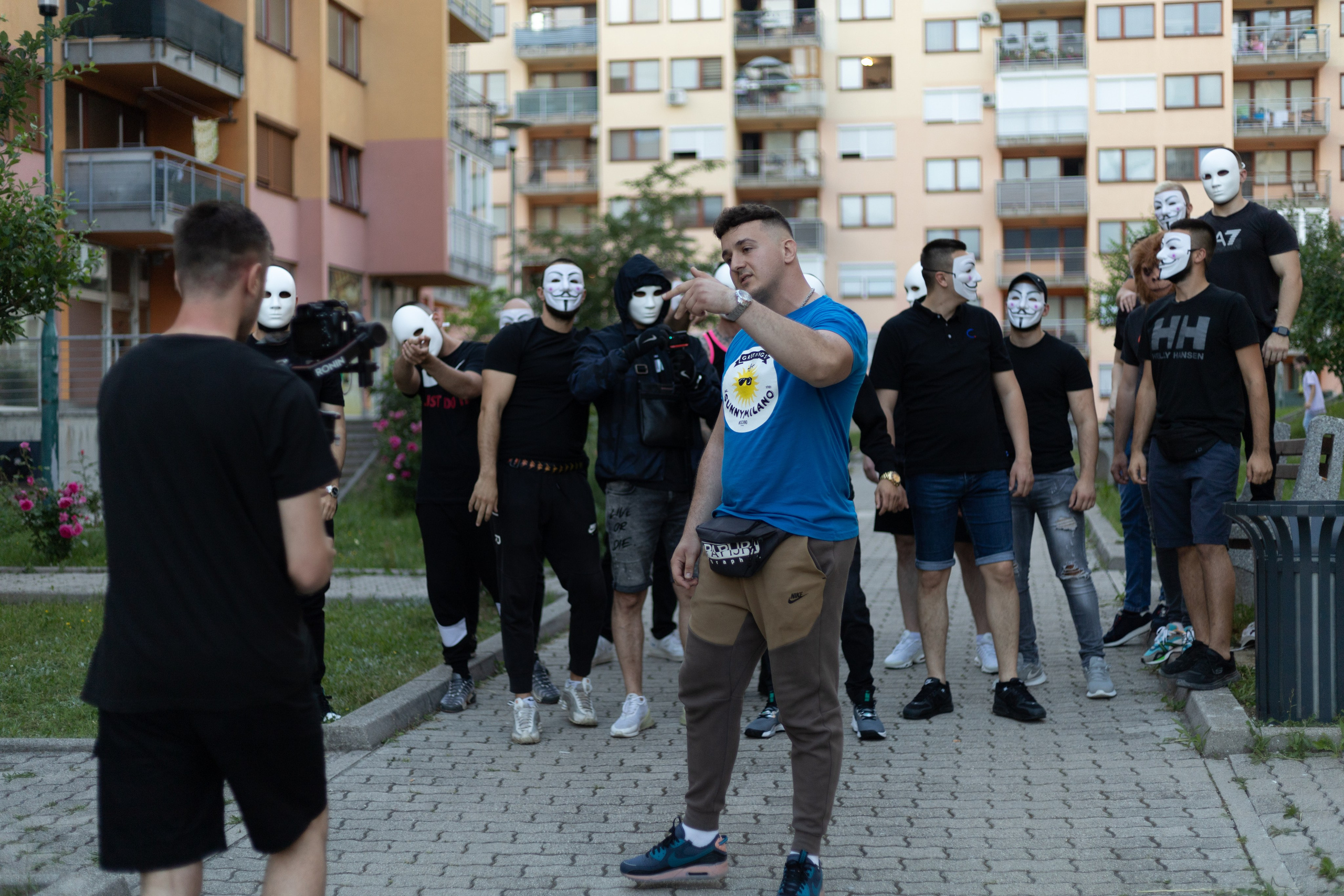 Igor Buzov — Intro