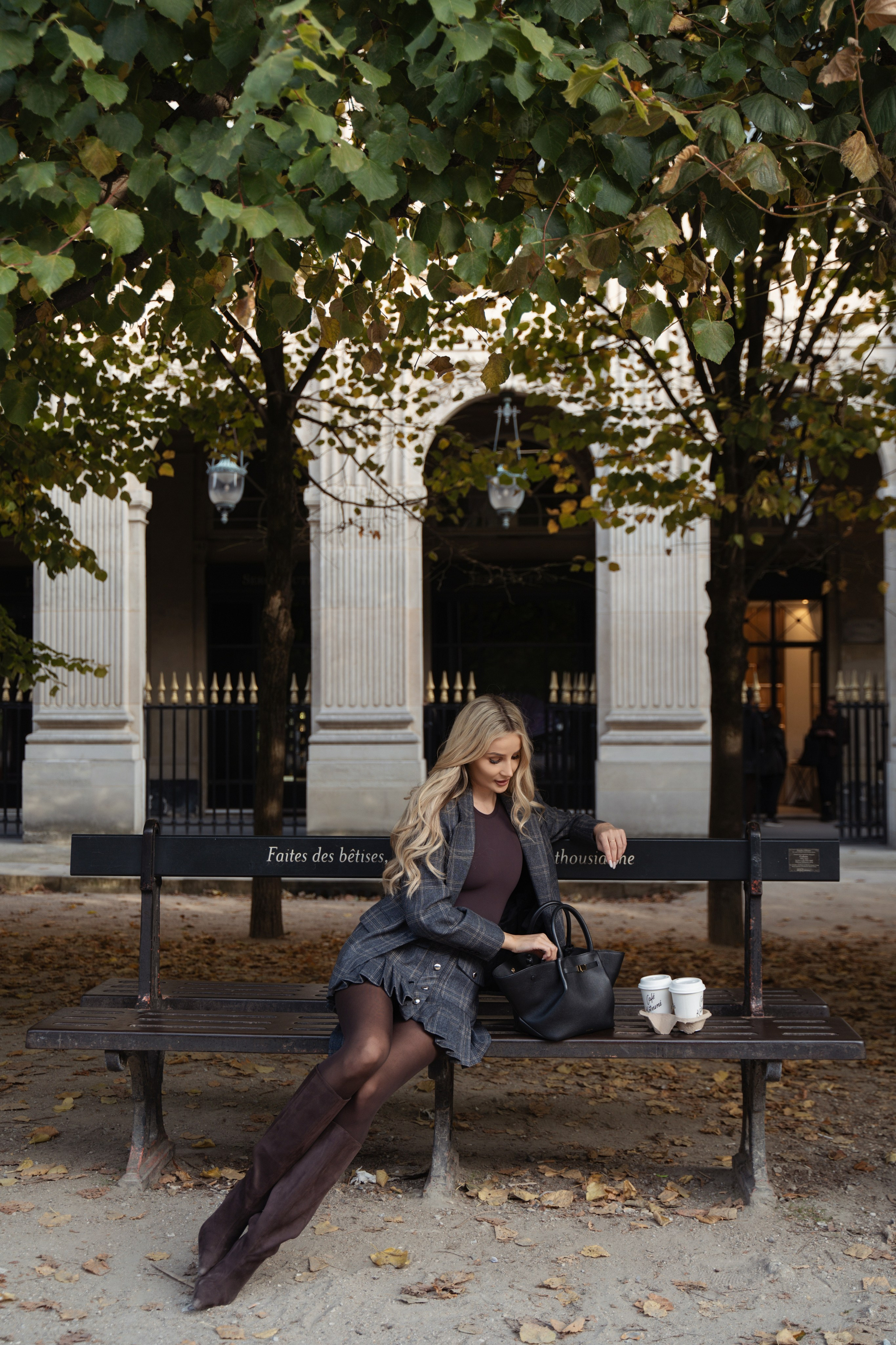 Content shooting. Photographer in Paris Yulia Shkadina | Couples, engagement, pre-wedding, individual photo-shoots in Paris at the best locations