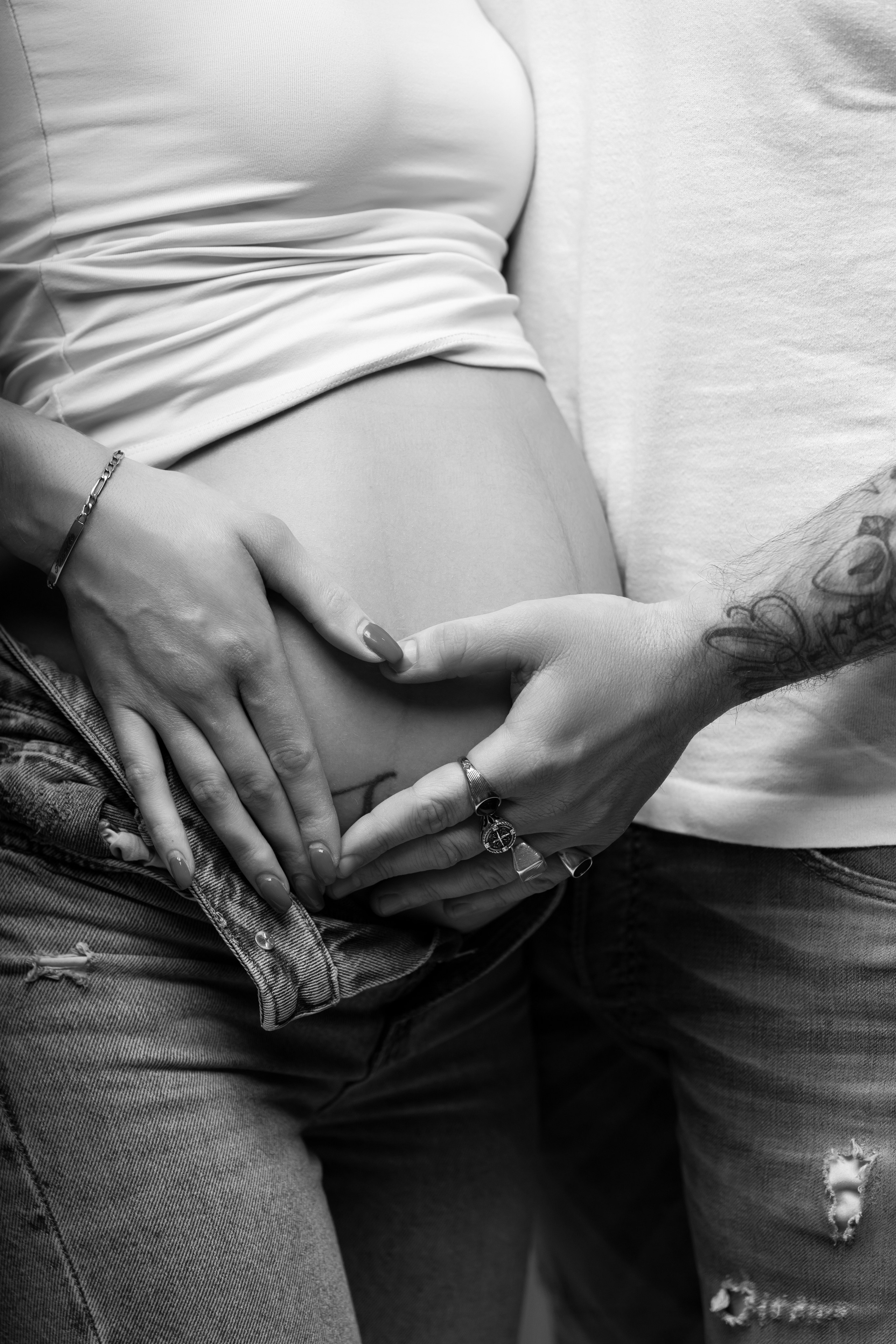 Photographe grossesse Paris, Pregnancy photographer Paris. Photographer in Paris