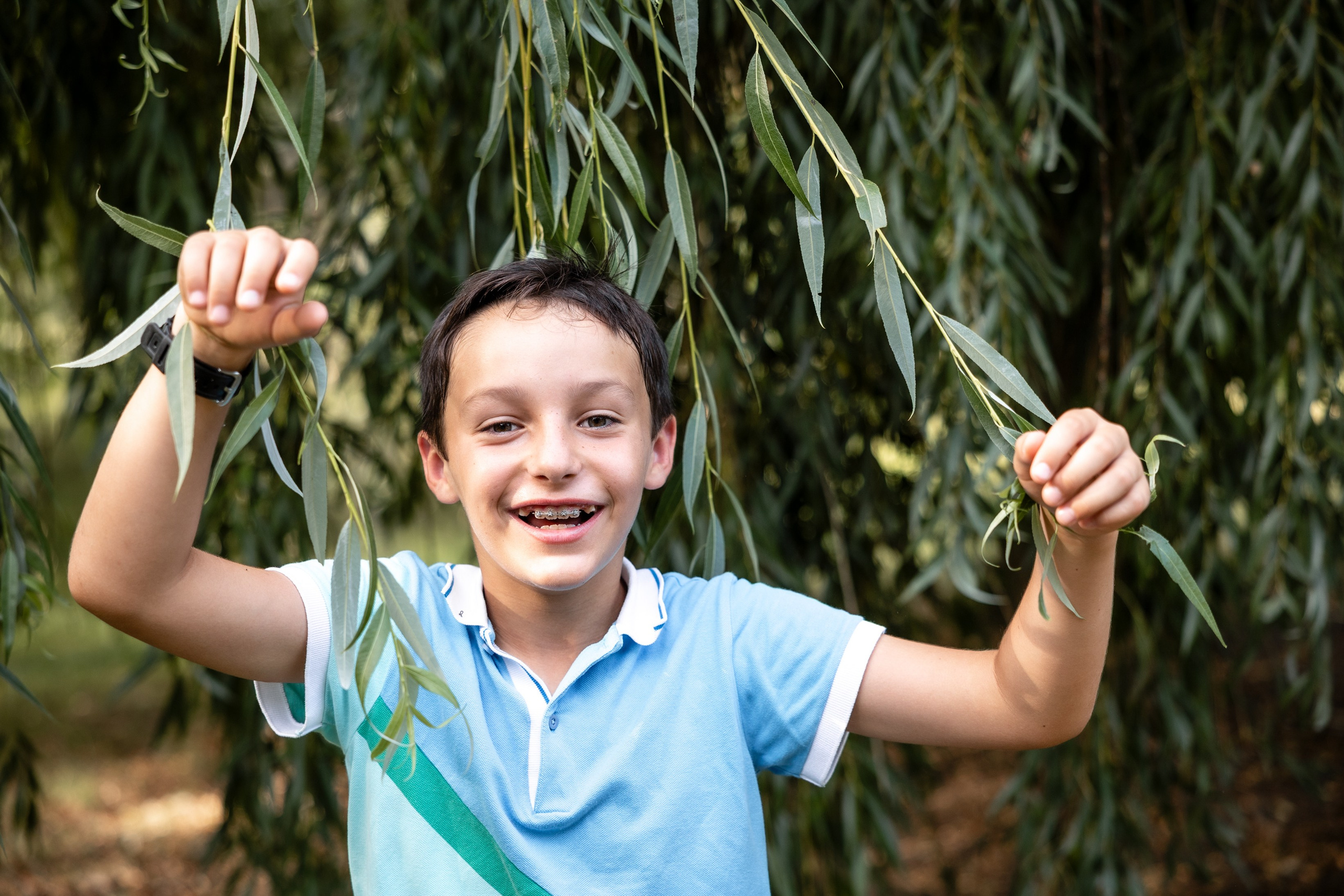 Family photoshoot in Parc du Cabirol, Colomiers. Eugenie Smirnova — wedding, corporate and lifestyle photographer in Toulouse and Southwest France
