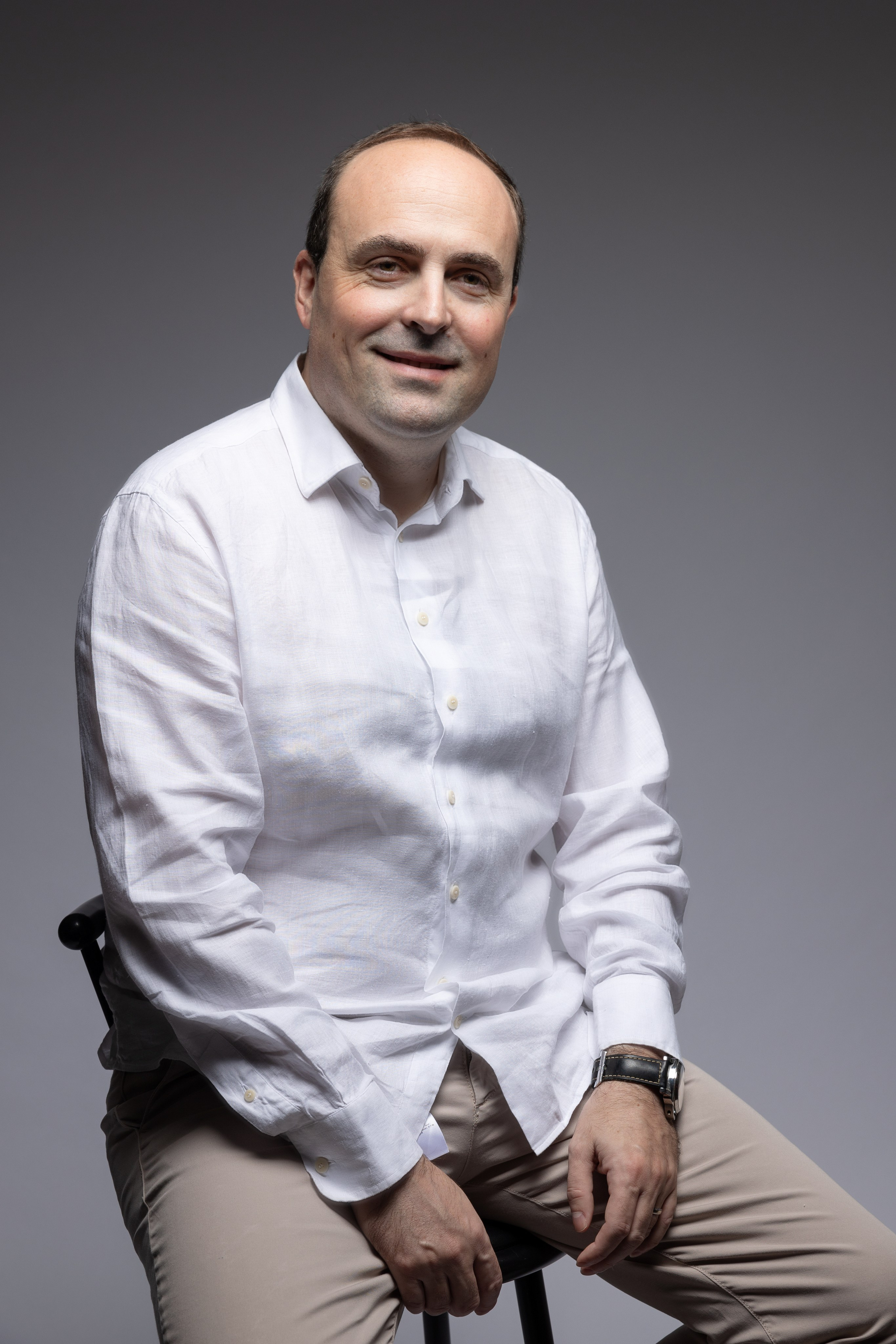 Karina & Damien. Eugenie Smirnova — wedding, corporate and lifestyle photographer in Toulouse and Southwest France