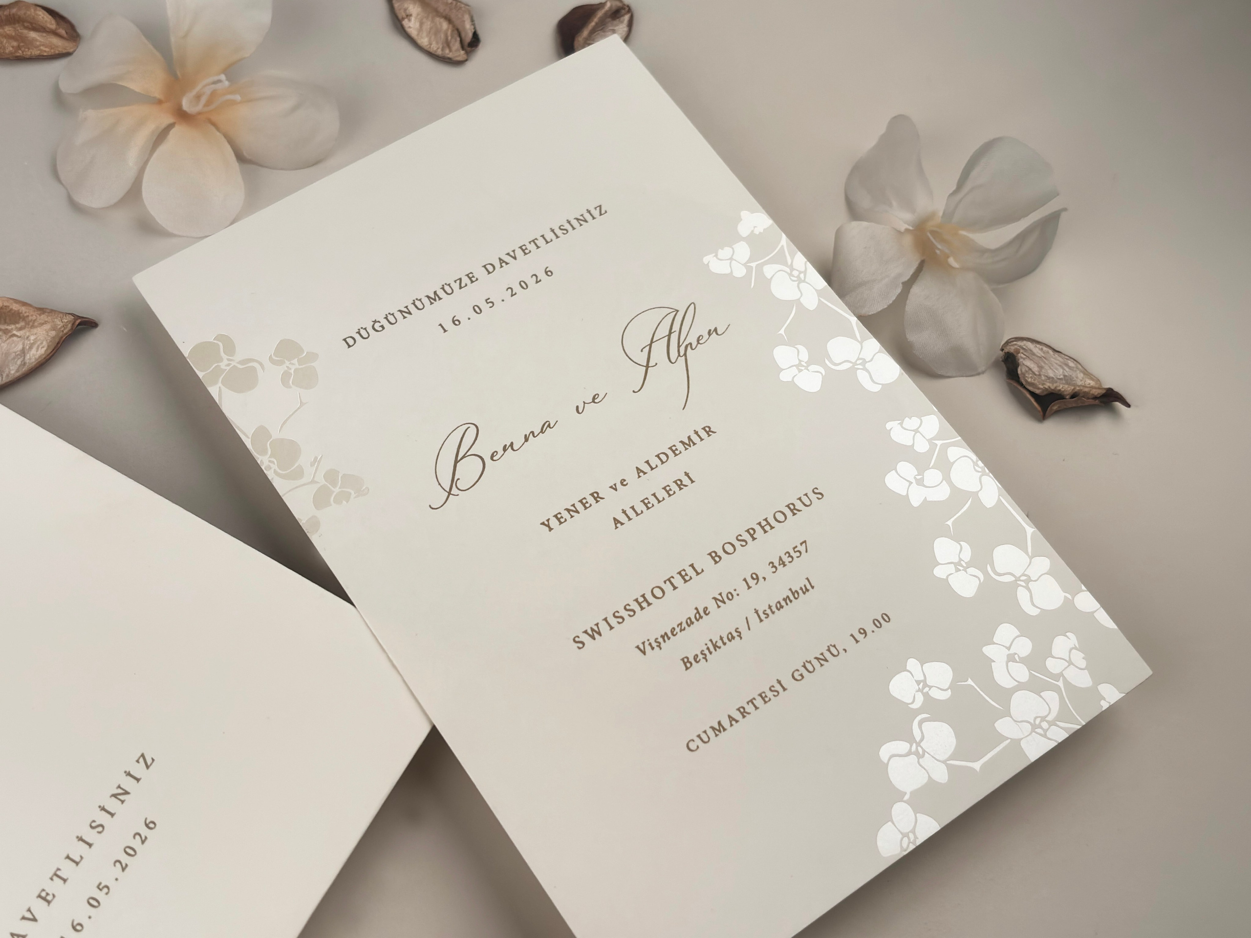 Invitații Elegante și Refined: Catalogul Ellite | Nunta, Petreceri, Evenimente Corporate.- invitații nuntă - modele invitații nuntă - invitații nuntă 2025 - invitații de nuntă elegante - invitații de nuntă personalizate - invitații nuntă online - invitații nuntă handmade - catalog invitații nuntă - invitații originale nuntă - invitații de nuntă moderne - invitații nuntă vintage - invitații nuntă rustice - invitații nuntă clasice - design invitații nuntă - invitații de nuntă cu tematică.- invitații nuntă florale - invitații nuntă boho - invitații nuntă aurii - invitații nuntă minimaliste - invitații nuntă cu sigiliu - invitații nuntă cu acuarelă - invitații nuntă cu fotografie - invitații nuntă cu inițiale - invitații nuntă elegante alb-negru - invitații nuntă cu hârtie texturată - invitații nuntă cu decupaj laser - invitații nuntă cu flori uscate. - print invitații nuntă - invitații nuntă personalizate cu numele mirilor - invitații nuntă cu plic inclus - invitații nuntă cu cartolină dublă - invitații nuntă calitate premium - invitații nuntă ieftine - invitații nuntă rapide.- invitații nuntă România - invitații nuntă București / Botoșani . Iași suceava- invitații nuntă cu livrare în țară - invitații nuntă online România.- „Invitație de nuntă elegantă cu design floral și plic crem” - „Model de invitație de nuntă vintage cu sigiliu de ceară” - „Set complet invitații de nuntă personalizate cu inițialele mirilor” - „Invitație de nuntă modernă cu design minimalist și text negru pe fundal alb” - „Invitație de nuntă rustică pe hârtie kraft cu șnur de iută” - „Invitație de nuntă cu decupaj laser și detalii aurii” - „Invitație de nuntă în stil boho cu imprimeu floral colorat” - „Invitație romantică de nuntă cu flori uscate și panglică din satin” - „Invitație de nuntă clasică cu monogramă și font caligrafic” - „Invitație de nuntă în stil glamour cu folie aurie și text embosat”- „Model de invitație de nuntă 2025 cu design elegant și font modern” - „Cele mai noi invitații de nuntă 2025 – stil floral, sofisticat”