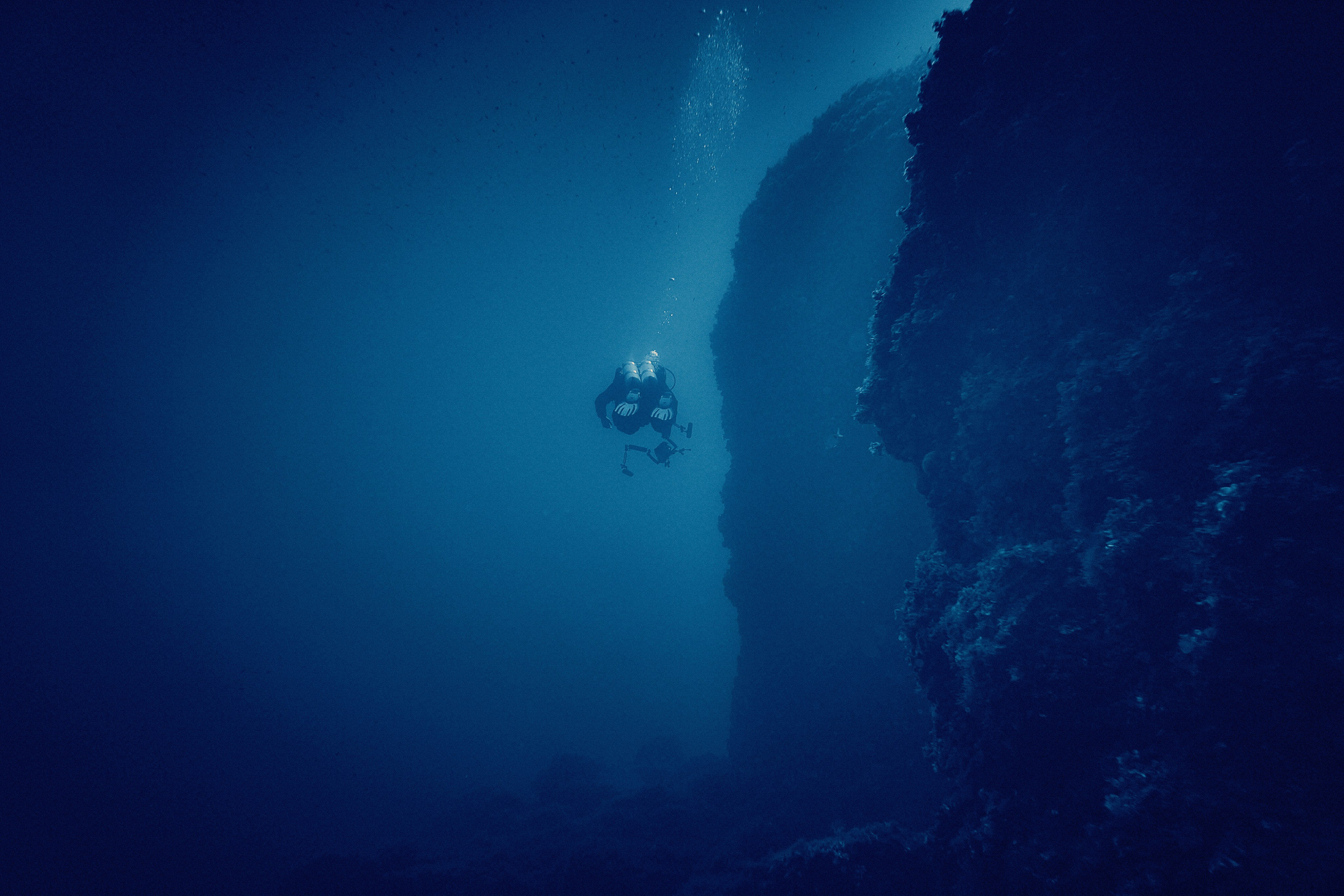 Podwodny fotograf - Andriej Szypilow - underwater photography. Tajemnica - wielka, głęboka i wszechobecna - to jest ta jakość, której przede wszystkim szukam w fotografii podwodnej...