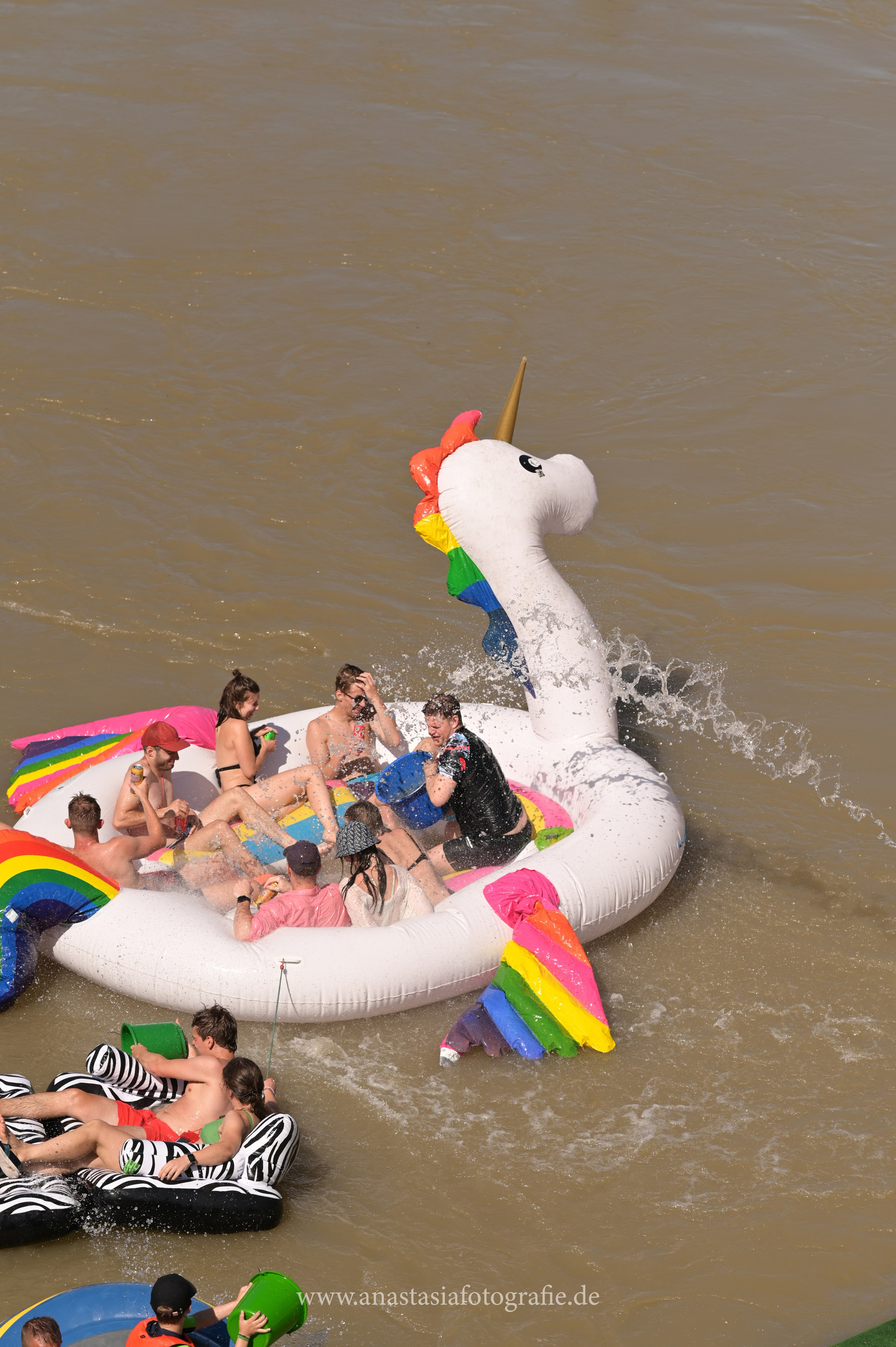 Nabada Ulm 2025. Newbornfotograf Kinderfotograf Ulm Familienfotograf Anastasia Neu-Ulm