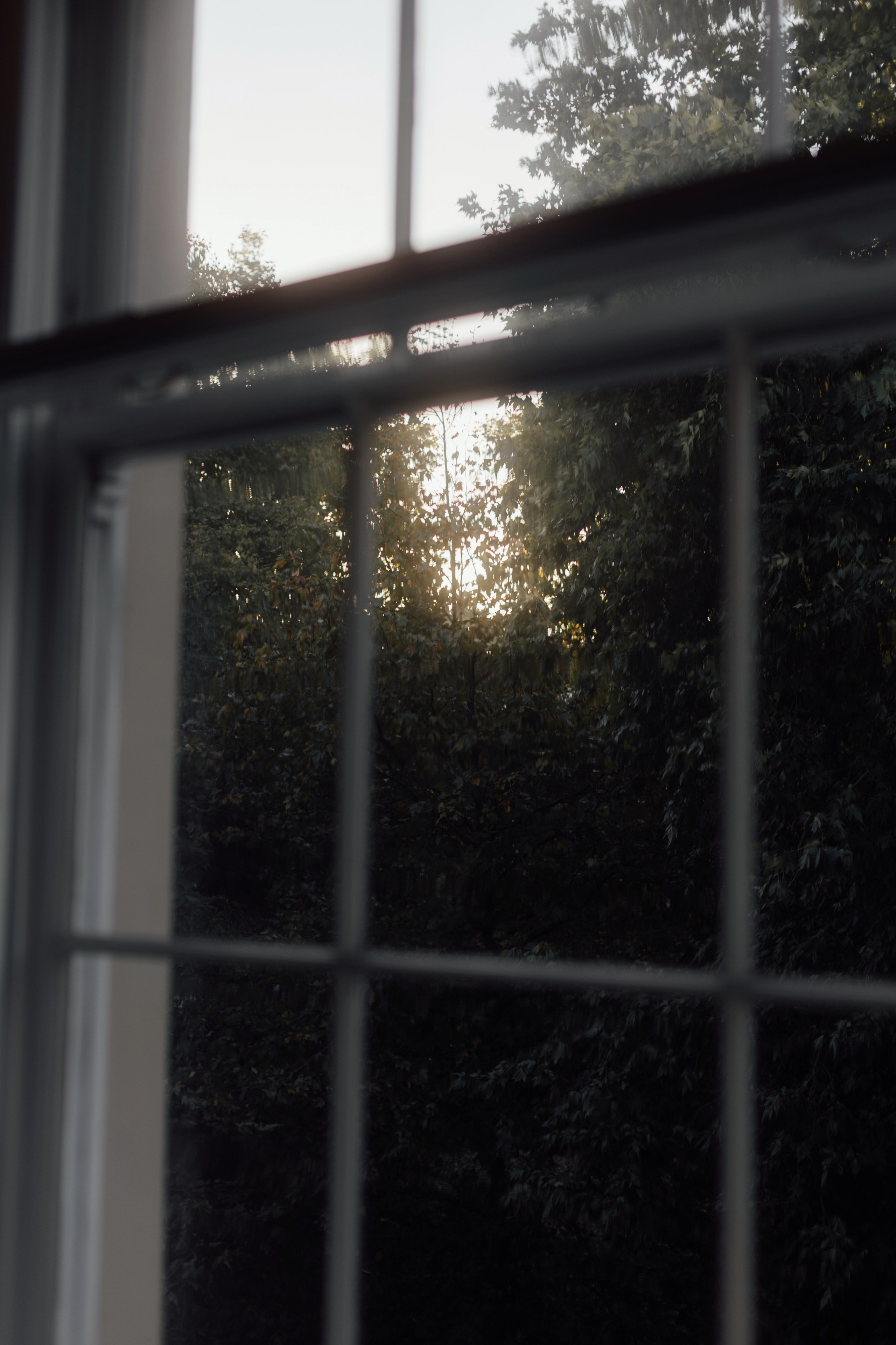 Sara & Angus — Old Marylebone Town Hall, London. Timeless Wedding & Event Photography — based London, working across Europe