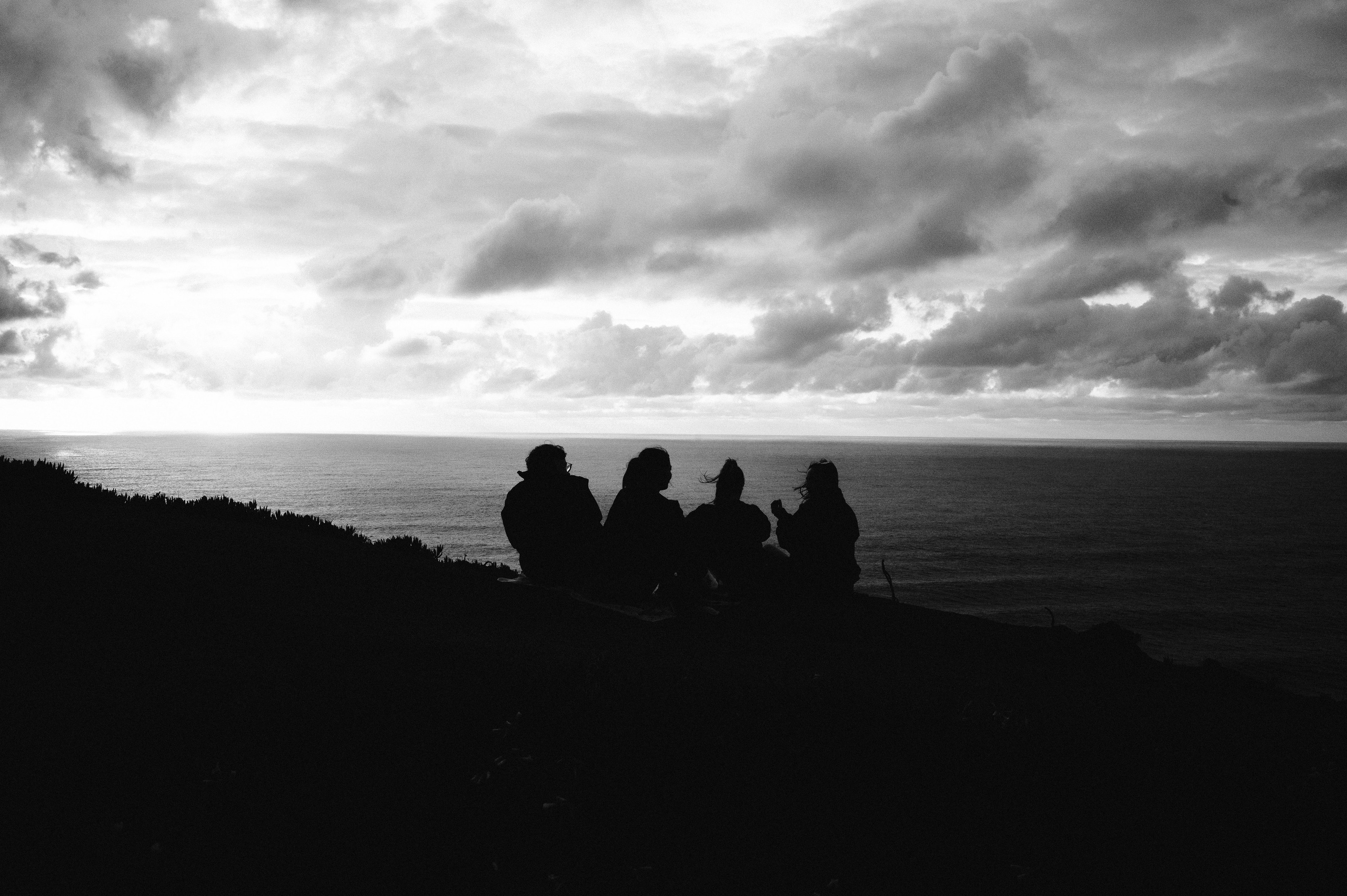 Praia da Ursa – ședință foto de cuplu într-un loc magic din Portugalia. Valentin Melen - fotograf de nunta 🤍