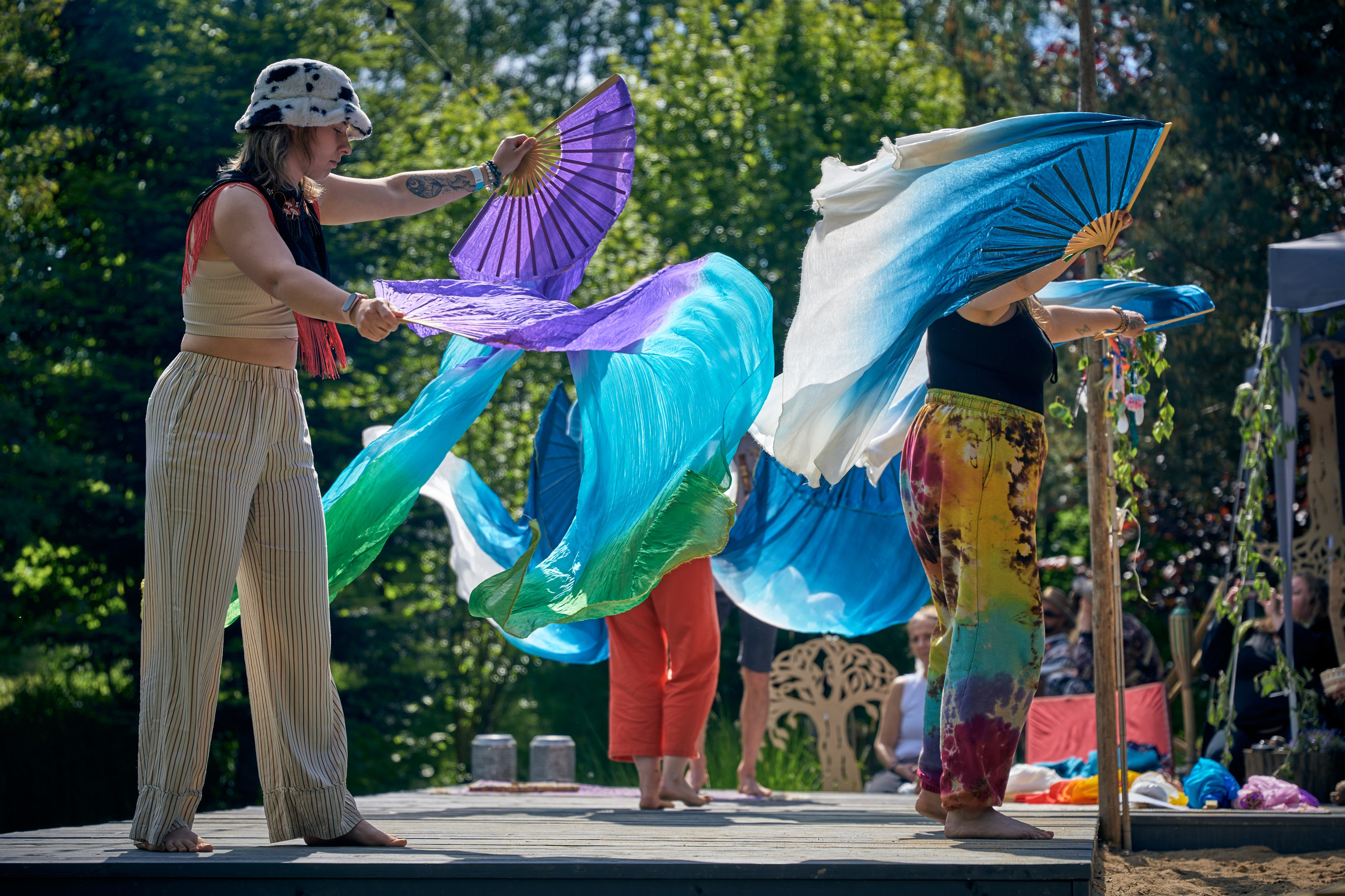 „Wachlarze na Plaży” - warsztat Nadii Szypiłow na Mikrofestiwalu „2uRodziny Turkusowej Wyspy”. Andriej Szypilow — Photography & Videography