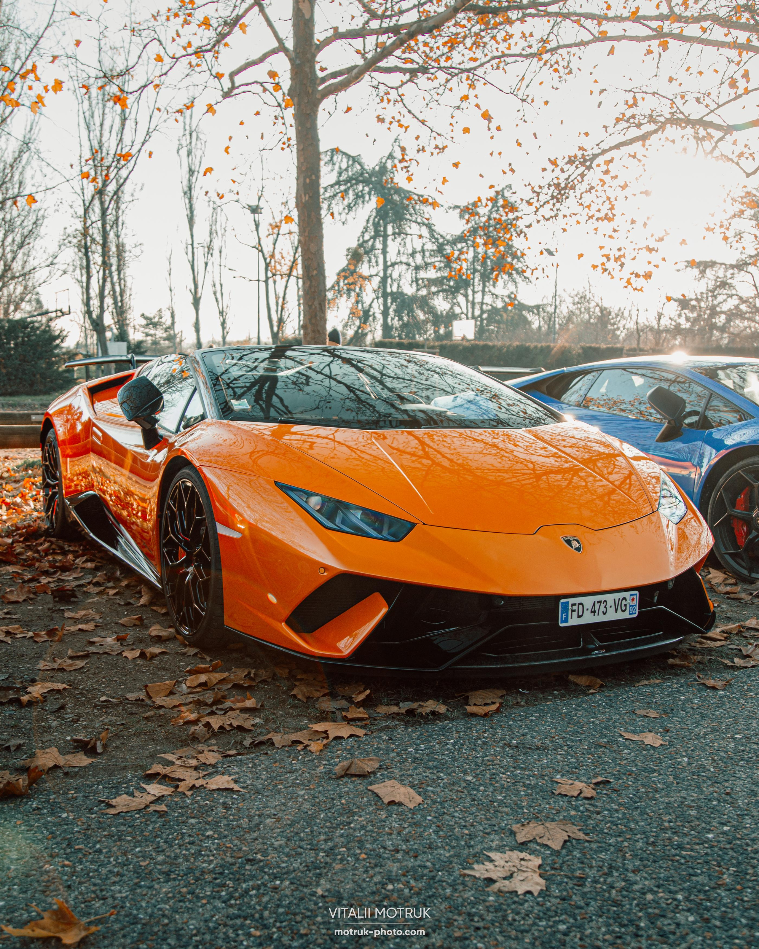 Rassemblement a Chatou. Photographe de voitures à Paris — Vitalii Motruk