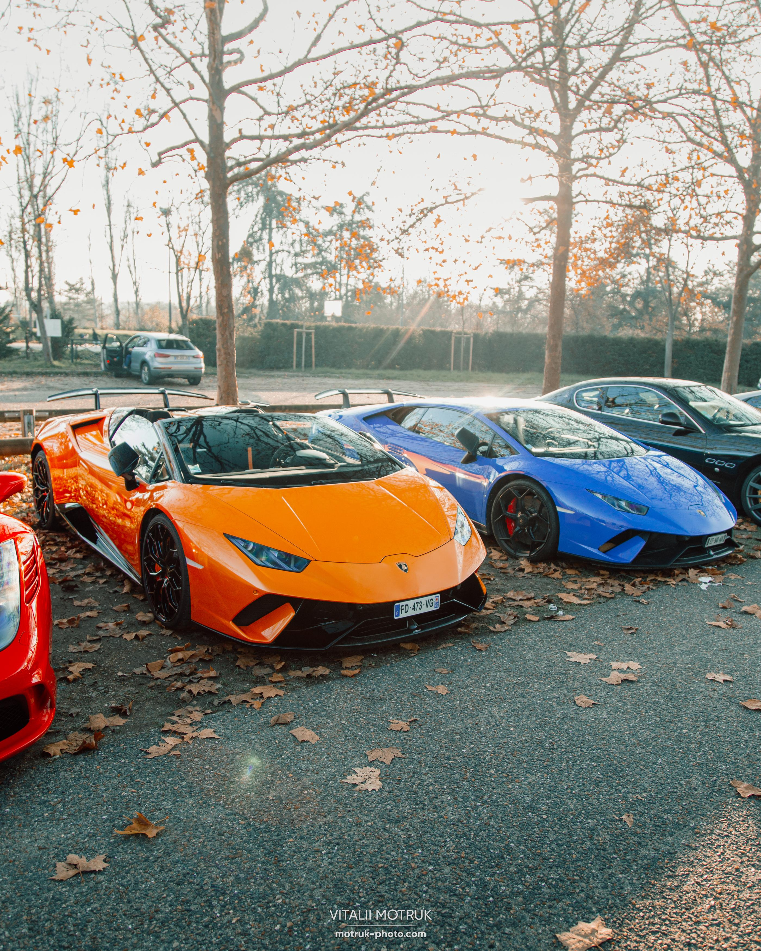 Rassemblement a Chatou. Photographe de voitures à Paris — Vitalii Motruk