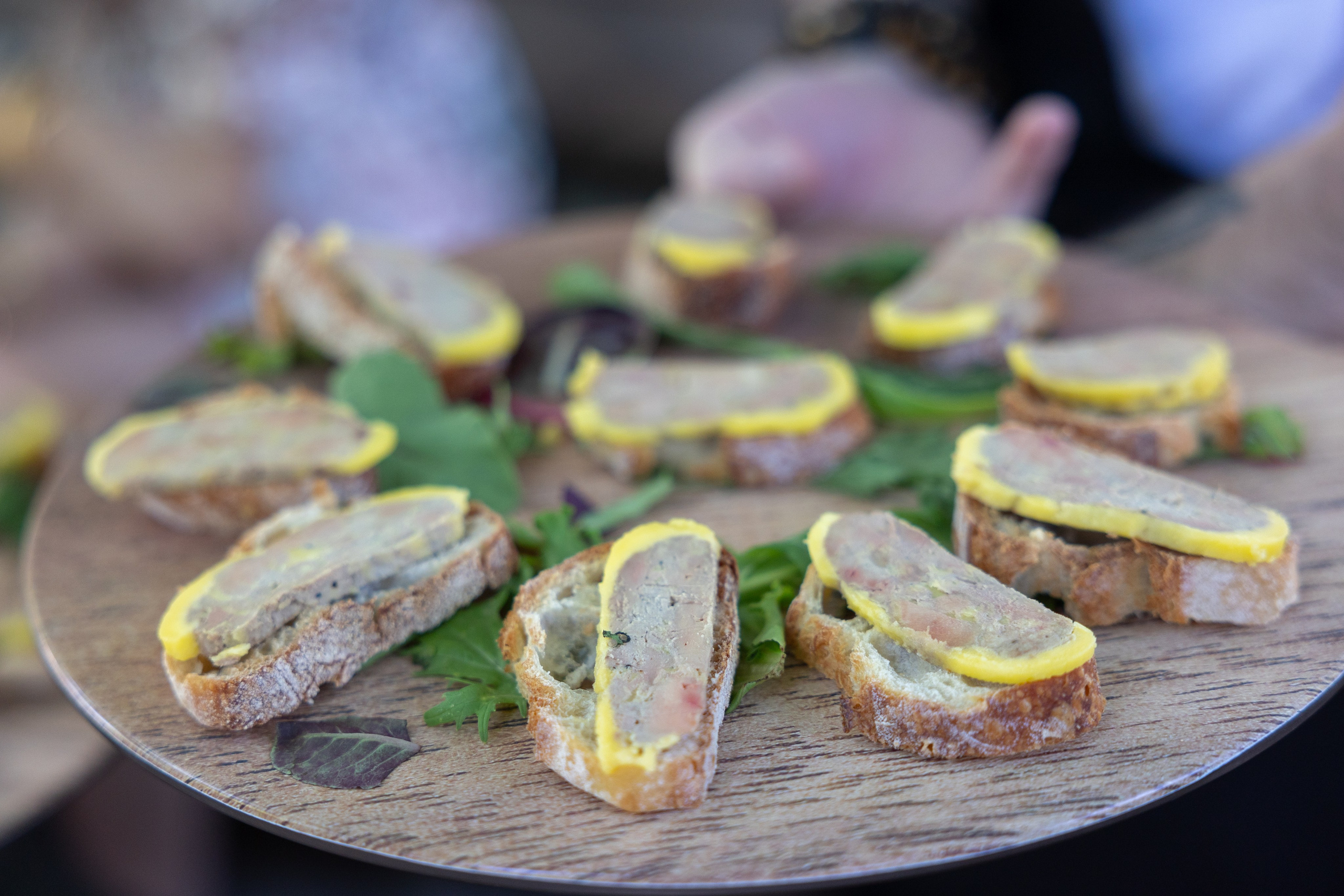 The Baptism of Diana in the Church of Saint-Sernin in Toulouse. Евгения Смирнова — фотограф в Тулузе и юго-западной Франции