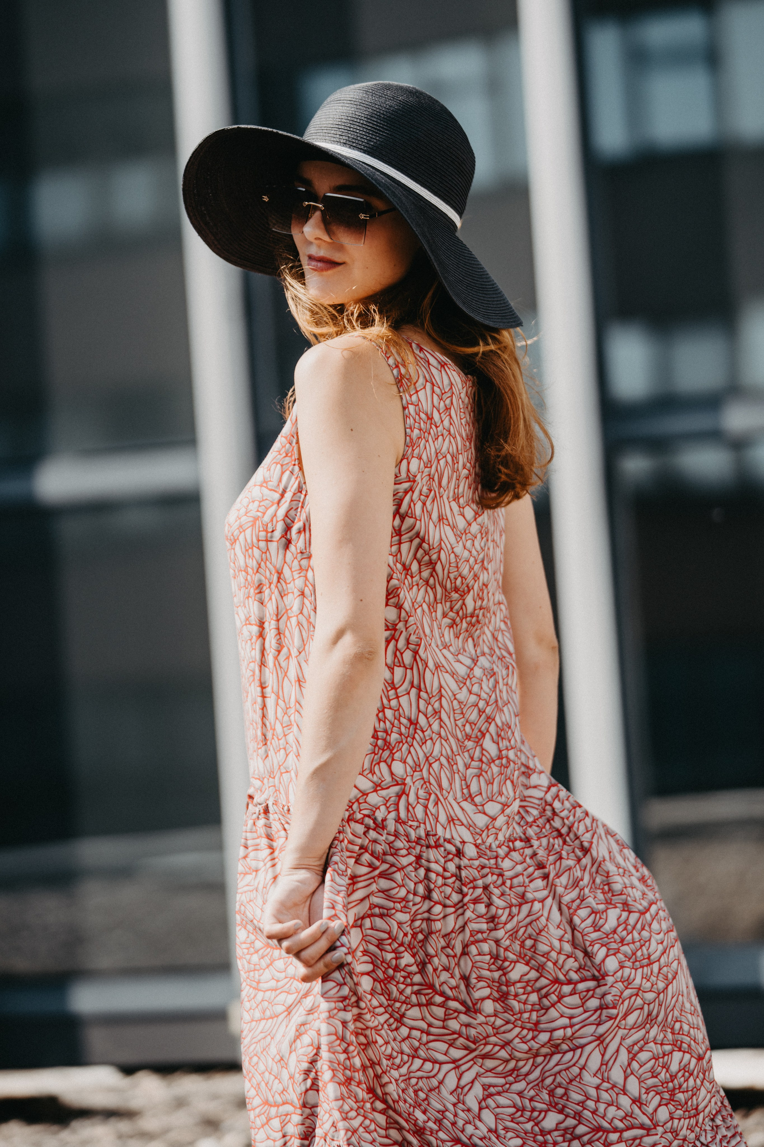 LOLA & OBLIQUE. Portrait photographer in Germany and all over Europe Mischa Blank