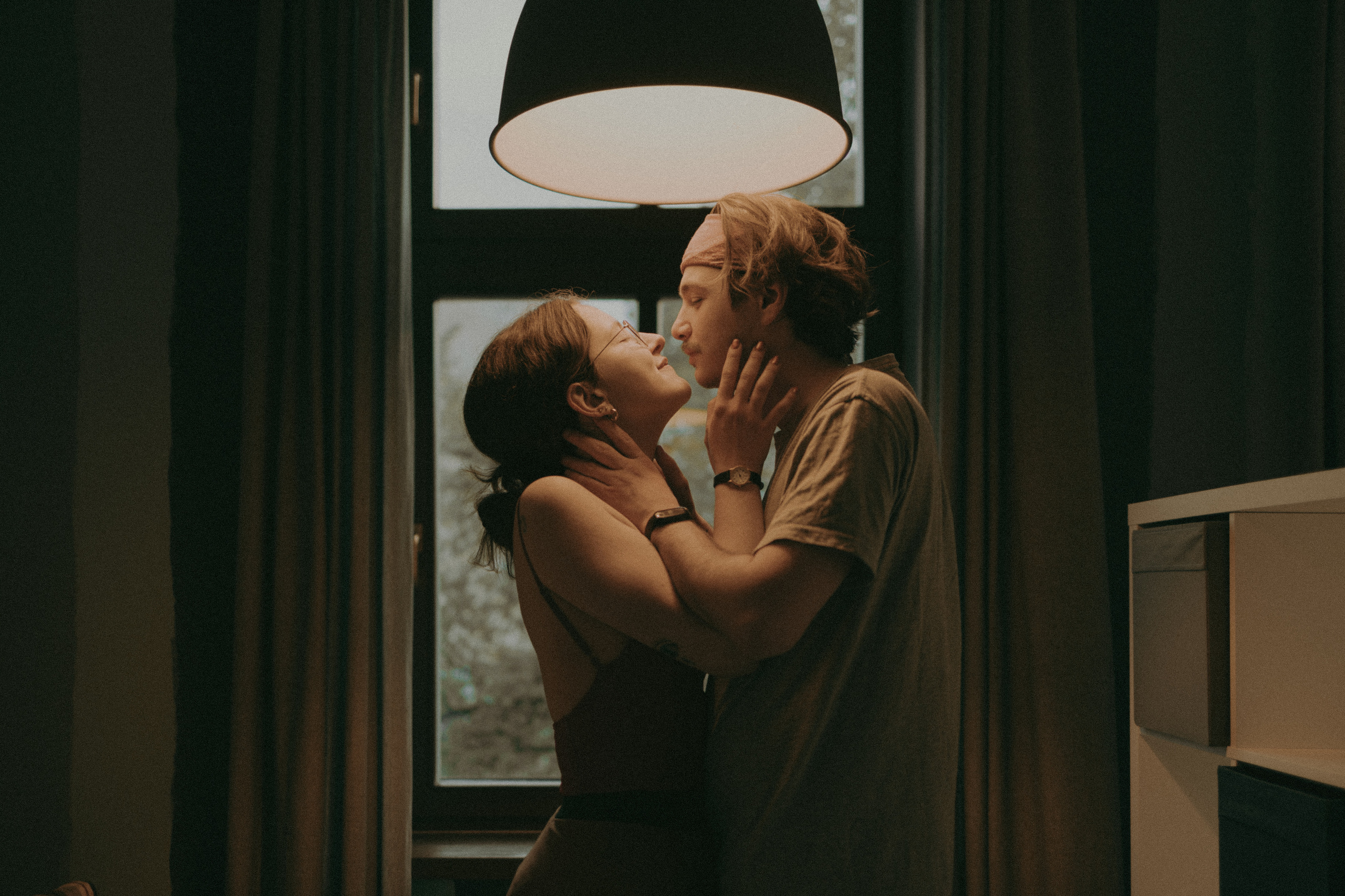 Samolot do raju: sesja miłosna dla zespołu KAST. Fo.tosia