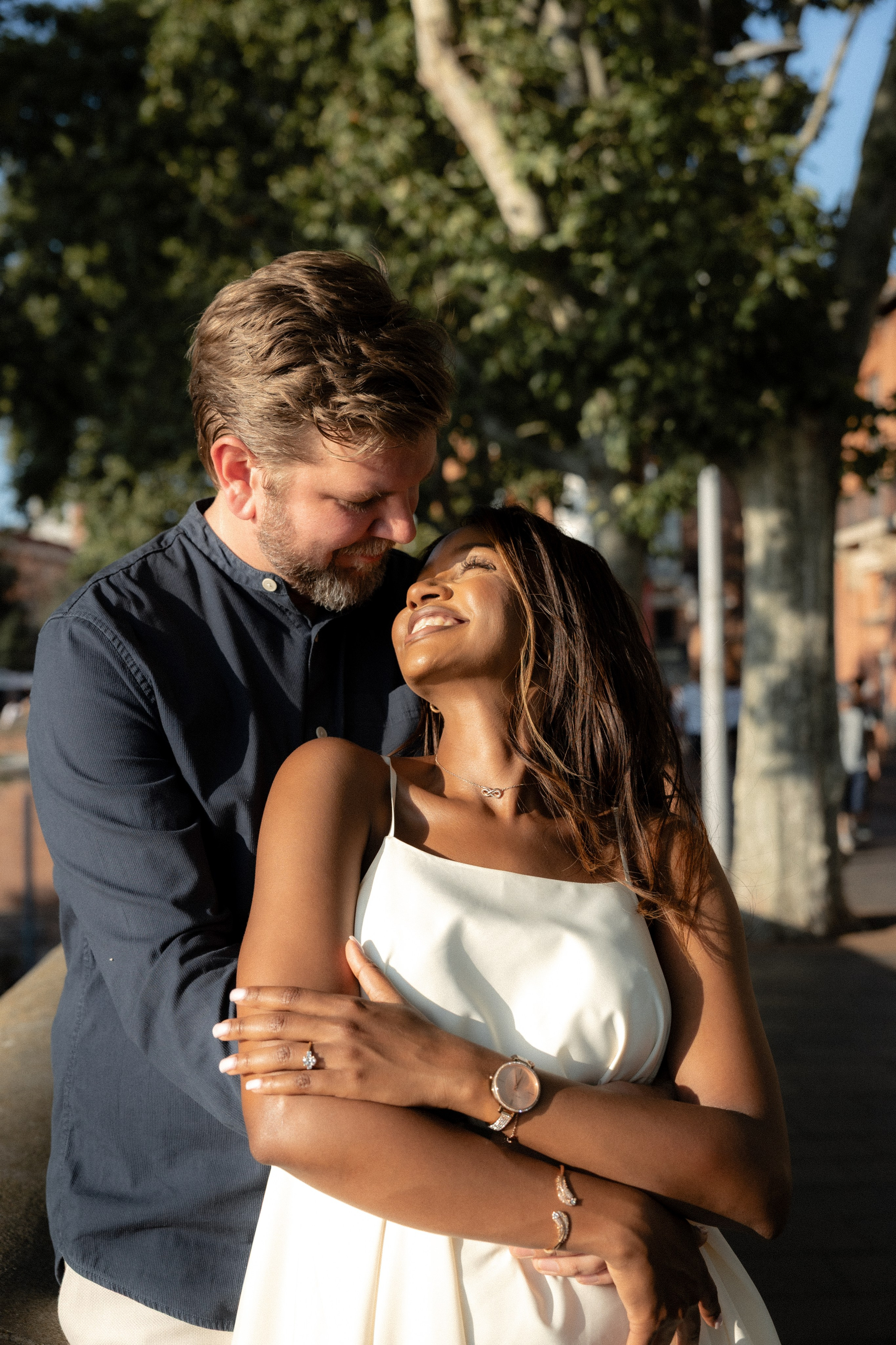 Engagement loves tory photoshoot in Toulouse. Anah & Andrew. Eugenie Smirnova — wedding, corporate and lifestyle photographer in Toulouse and Southwest France