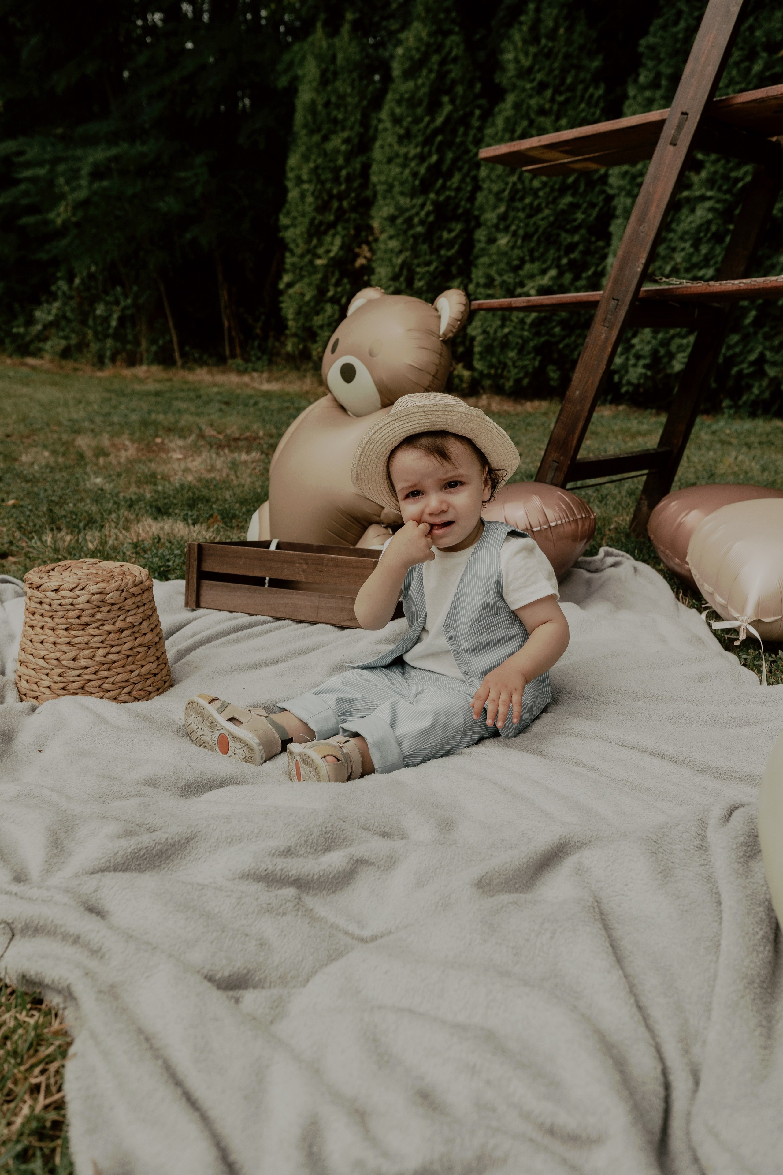 Armin — Micul explorator împlinește 1 an. Emotions Photo Art