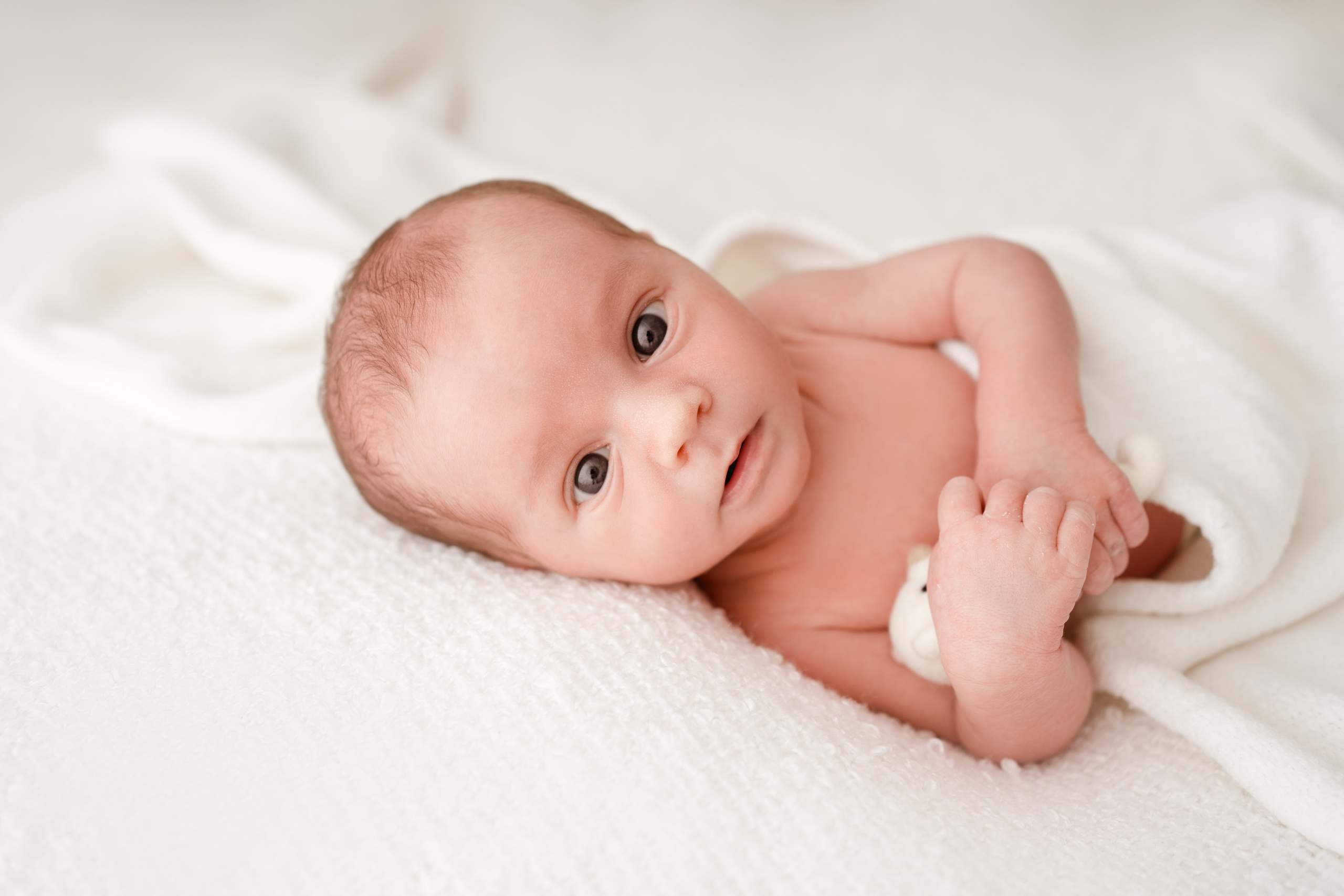 Sesja noworodkowa w świątecznym wydaniu. Fotograf Łódź - sesja ciążowa, noworodkowa, dziecięca. Studio w Łodzi