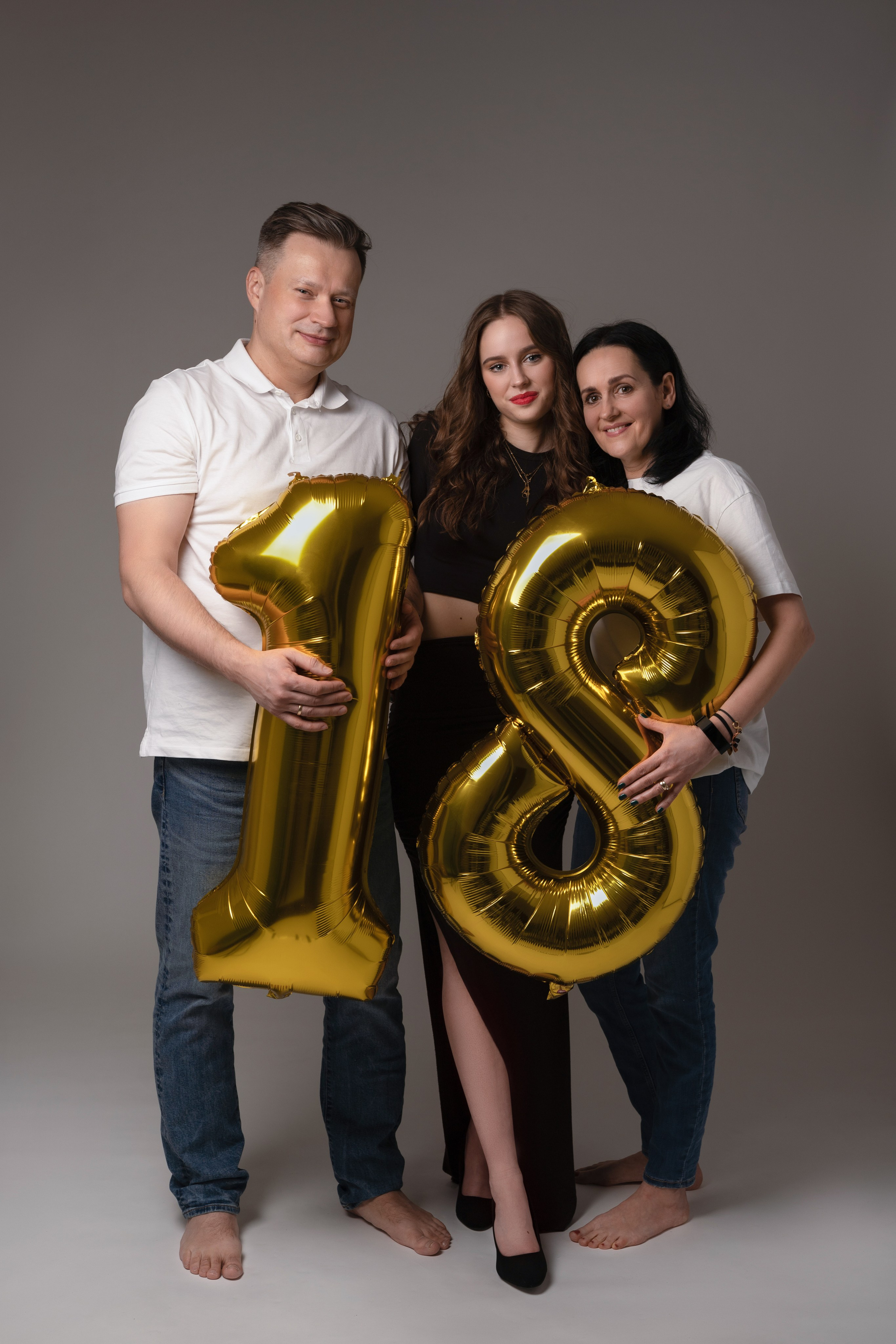 18 urodziny. Fotograf Łódź - sesja ciążowa, noworodkowa, dziecięca. Studio w Łodzi