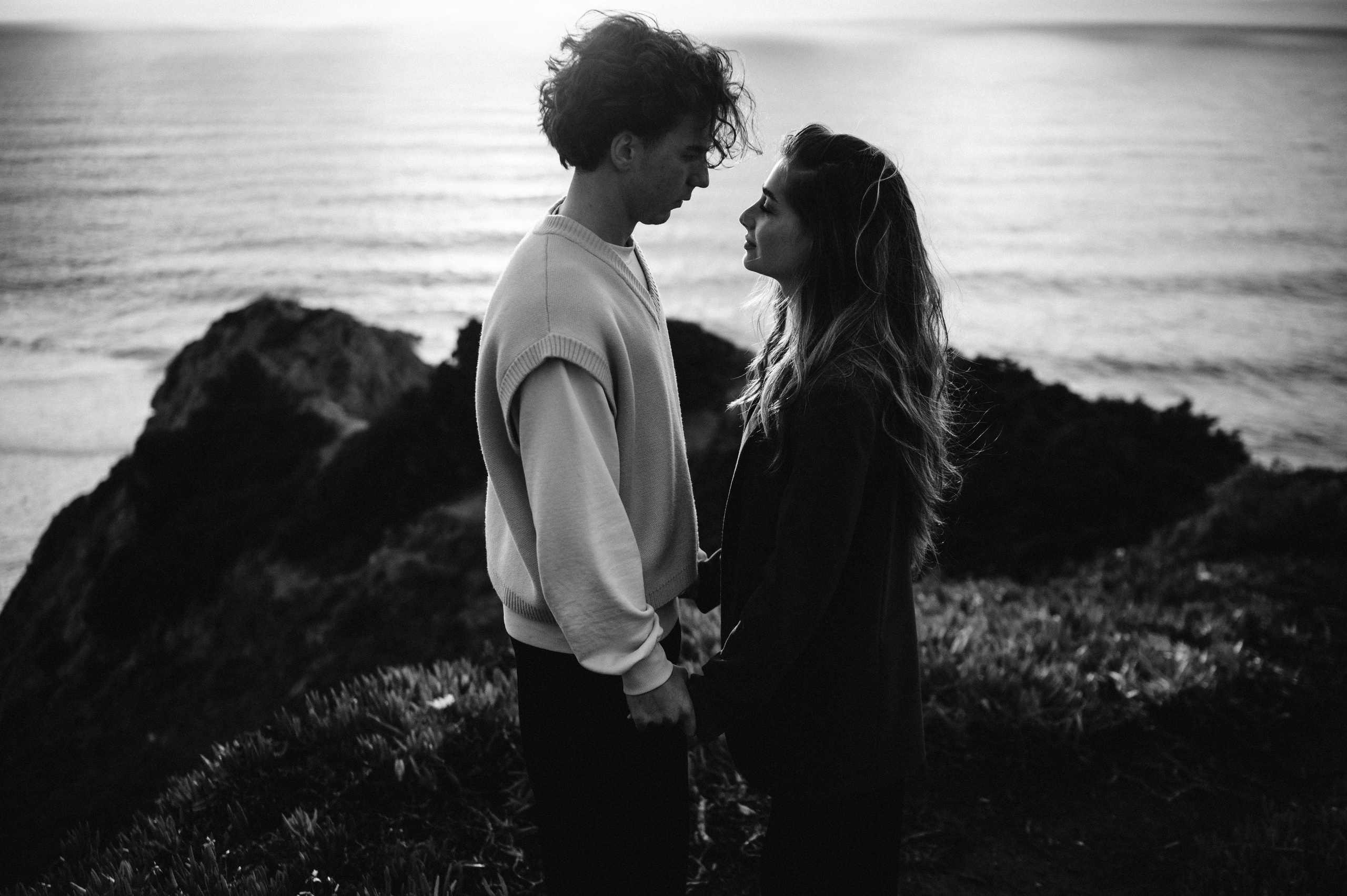 Praia da Ursa – ședință foto de cuplu într-un loc magic din Portugalia. Valentin Melen - fotograf de nunta 🤍